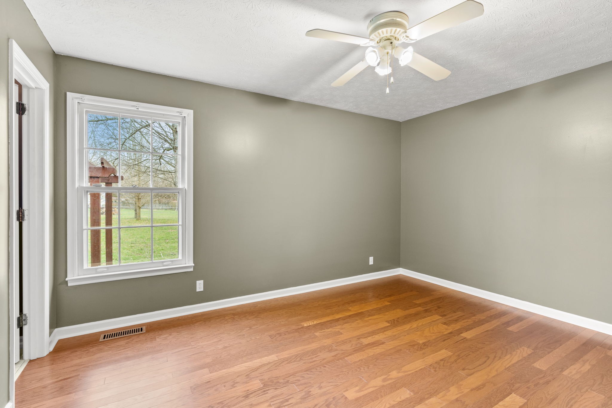 108 Meadows Rd
