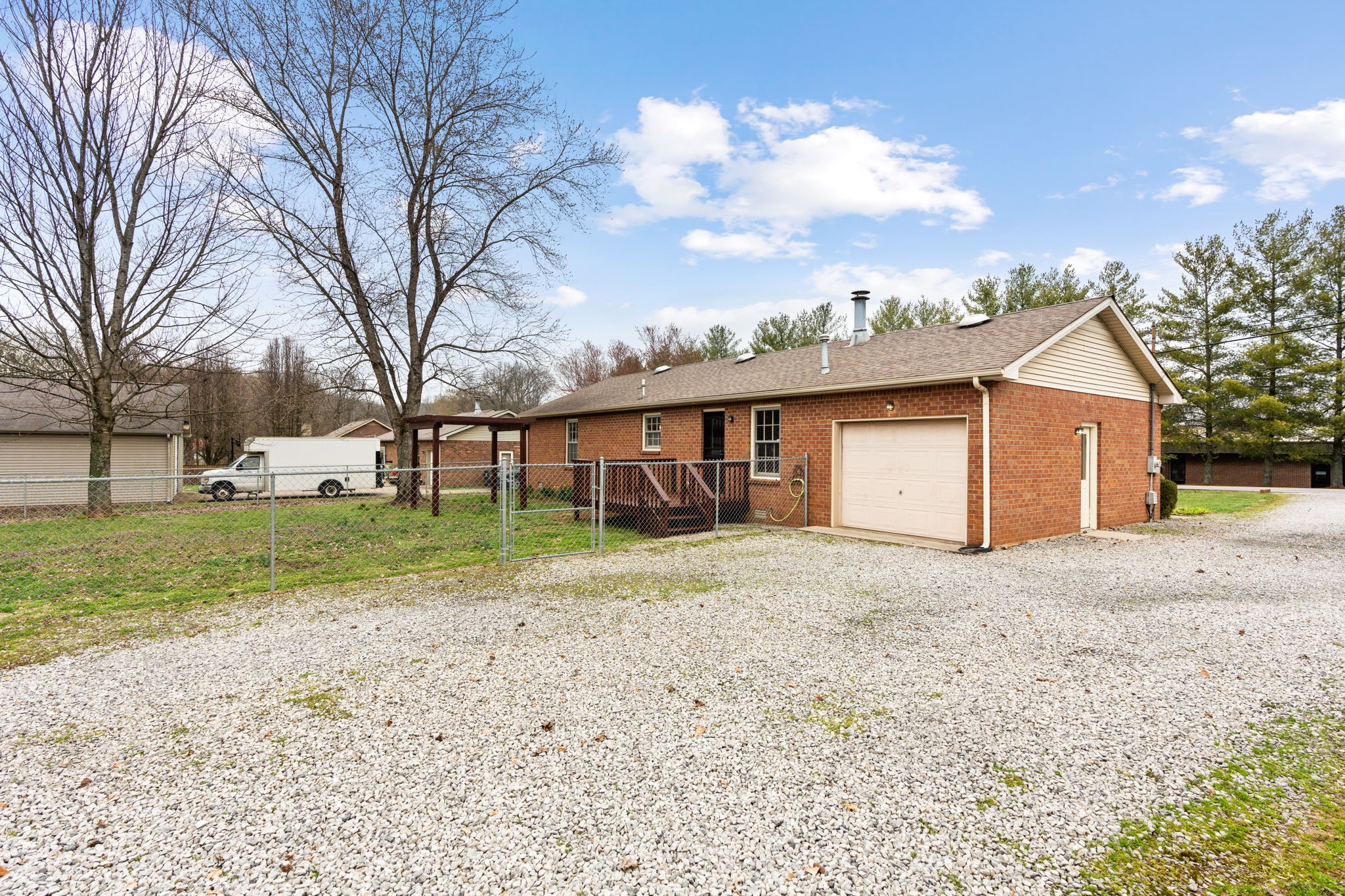 108 Meadows Rd