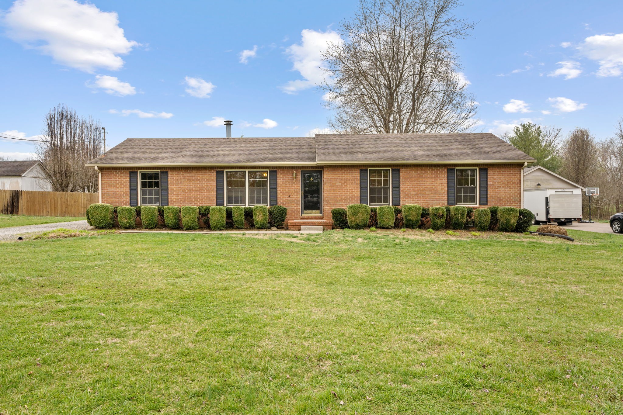 108 Meadows Rd