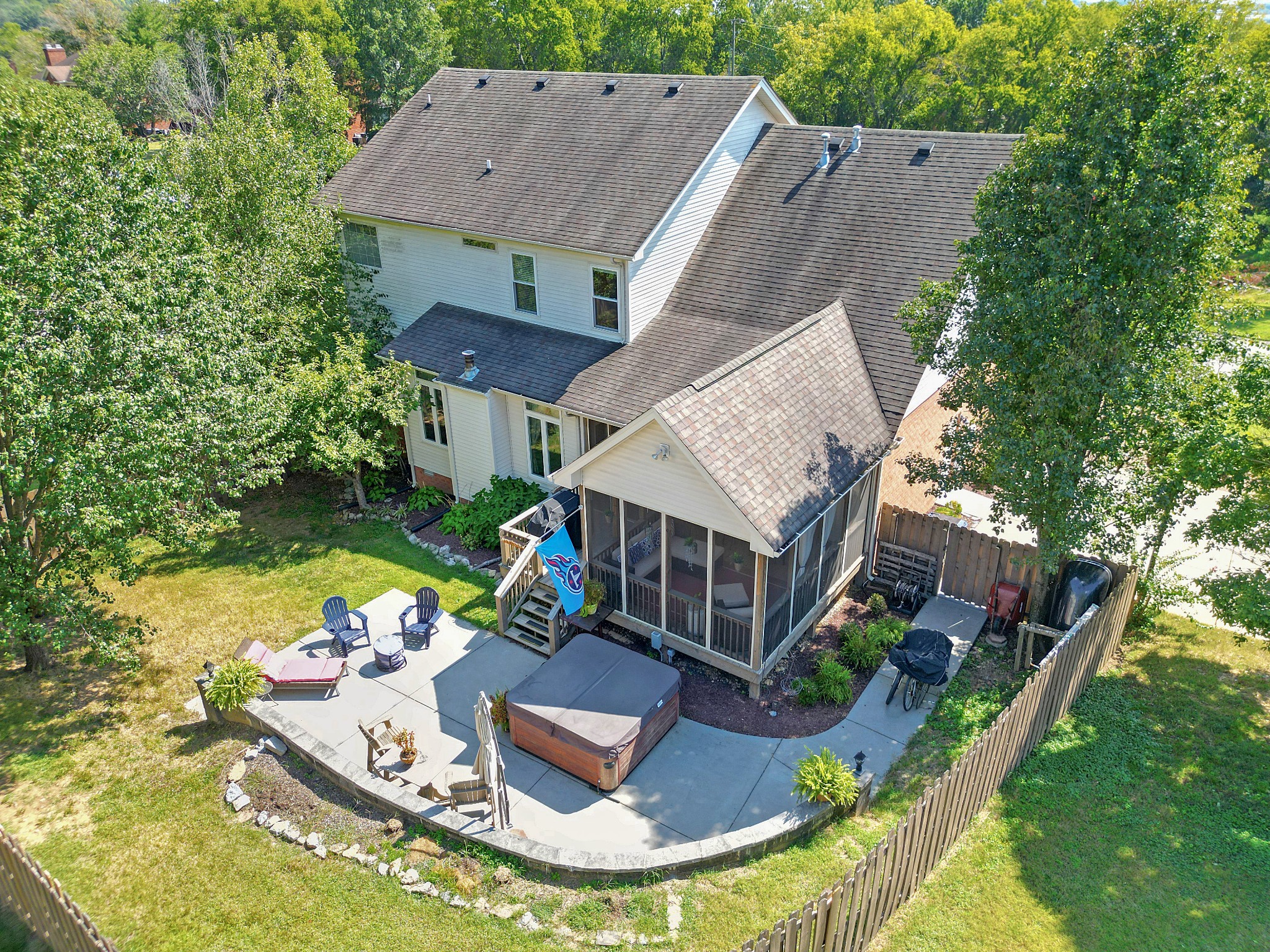 101 Yvonne Ct