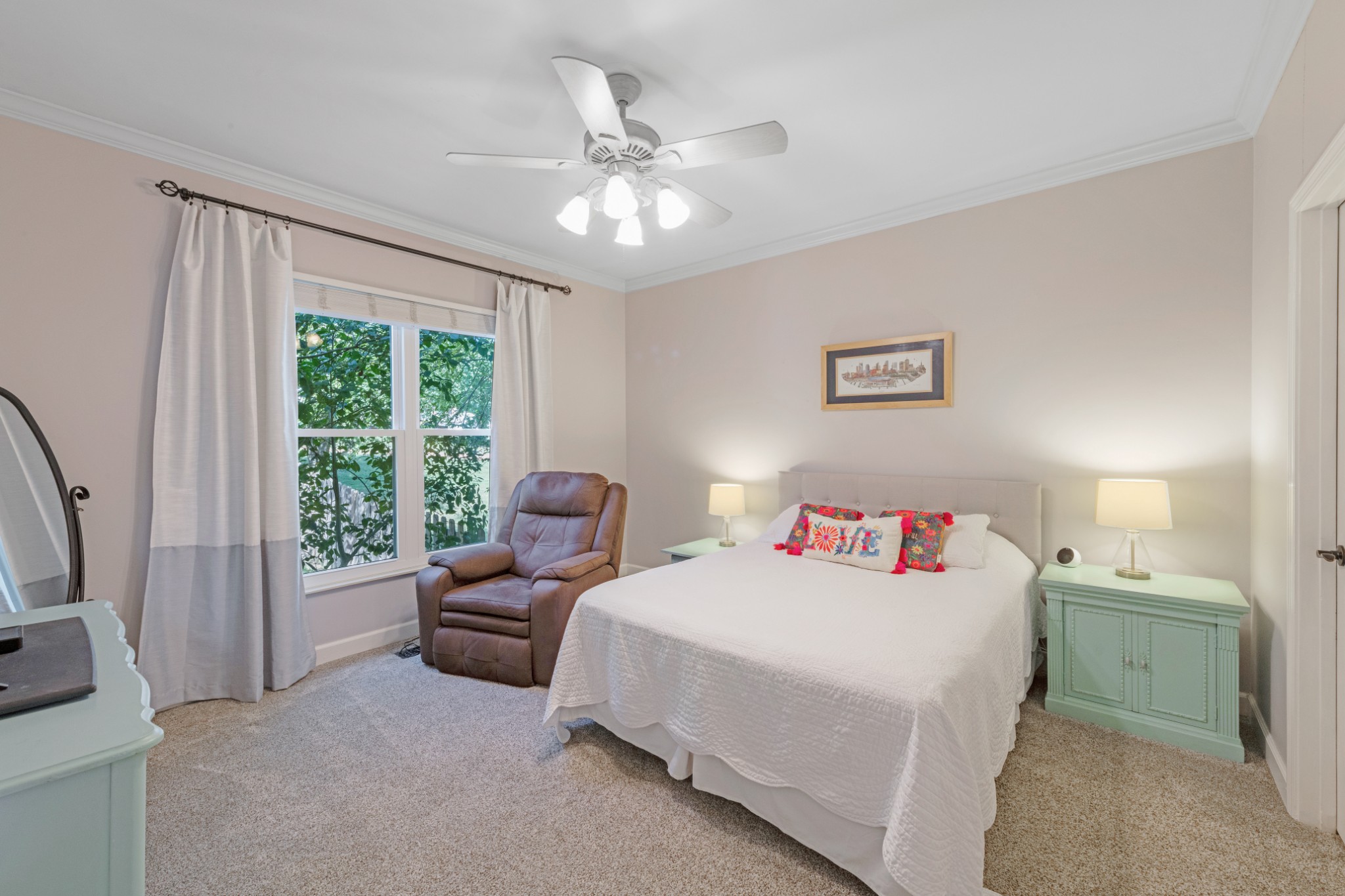 101 Yvonne Ct