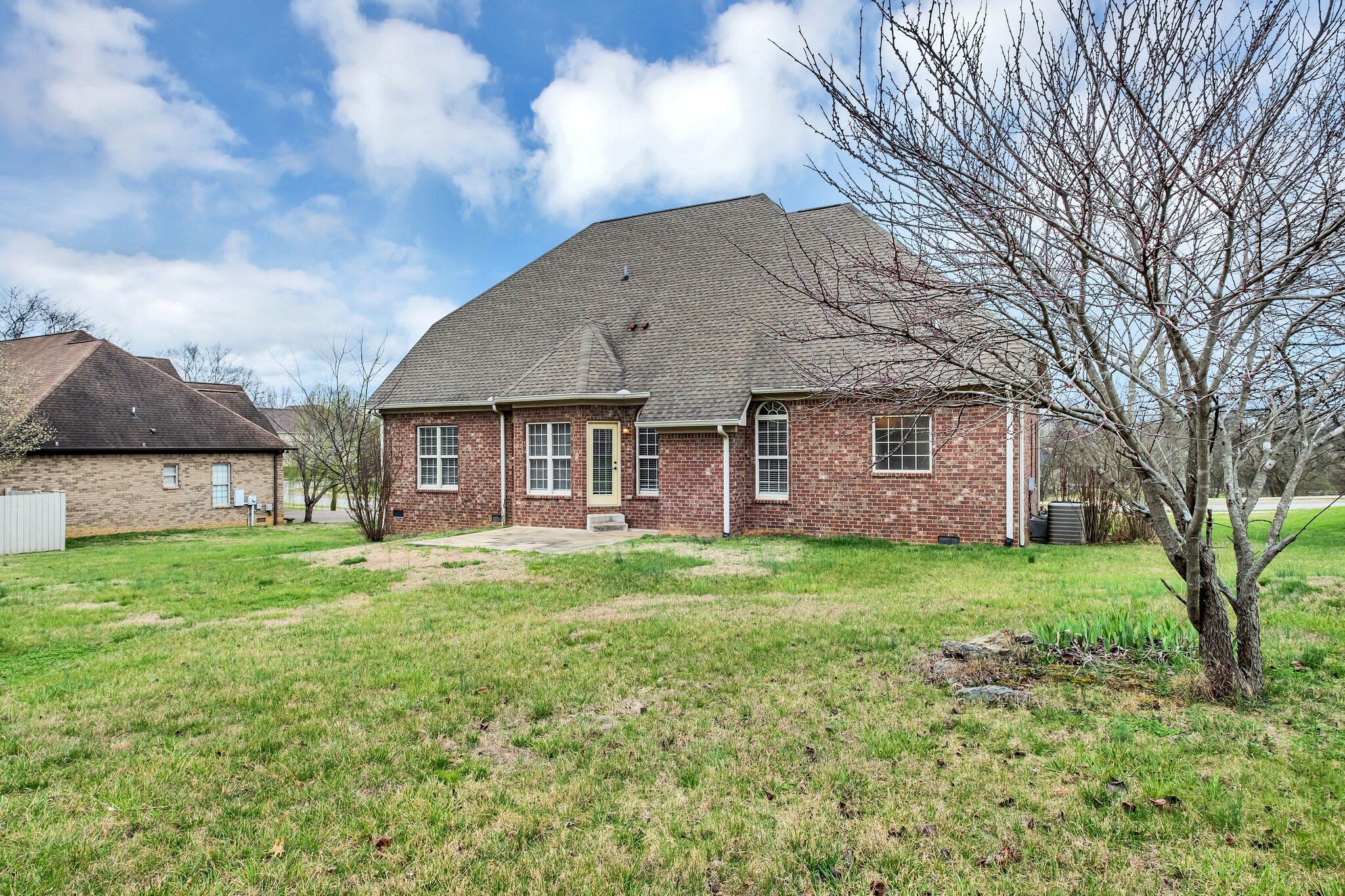 1797 Shagbark Way