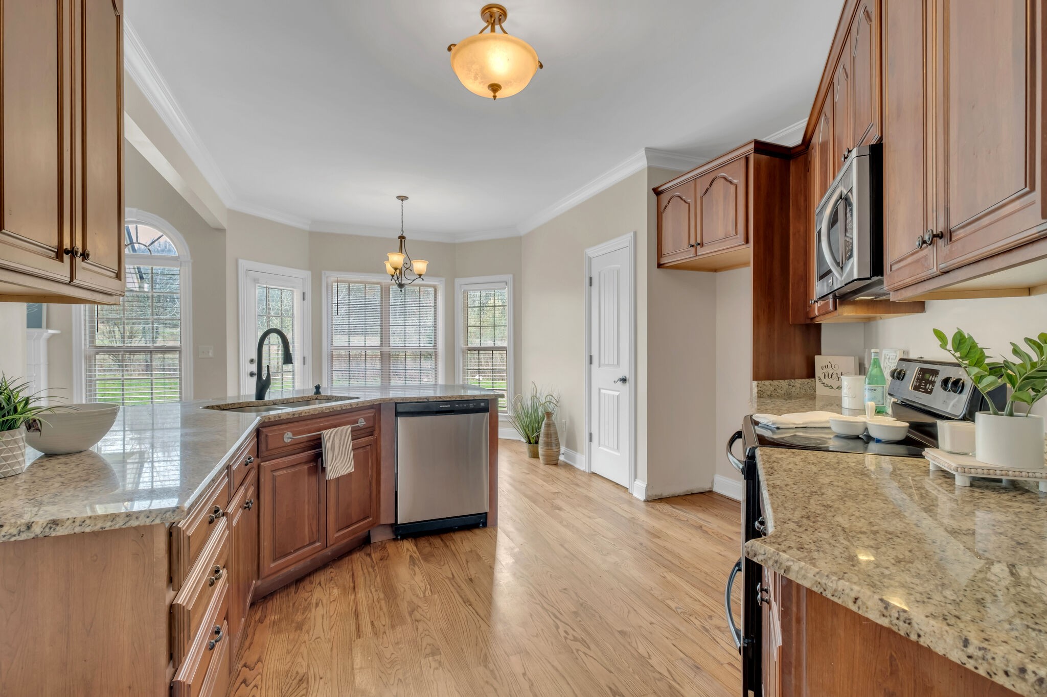 1797 Shagbark Way