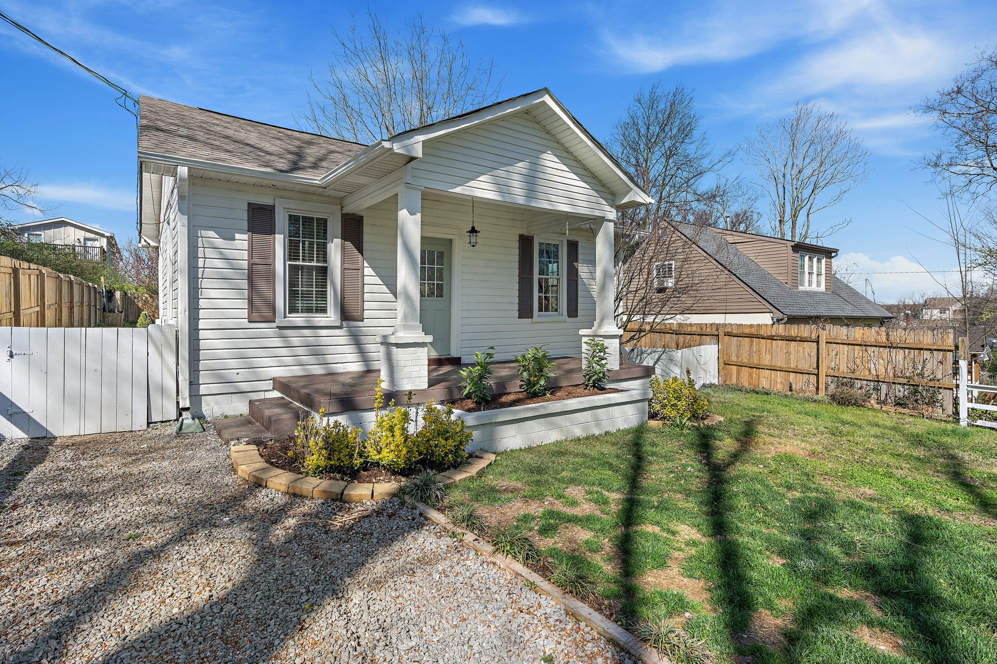 2233 Grandview Ave