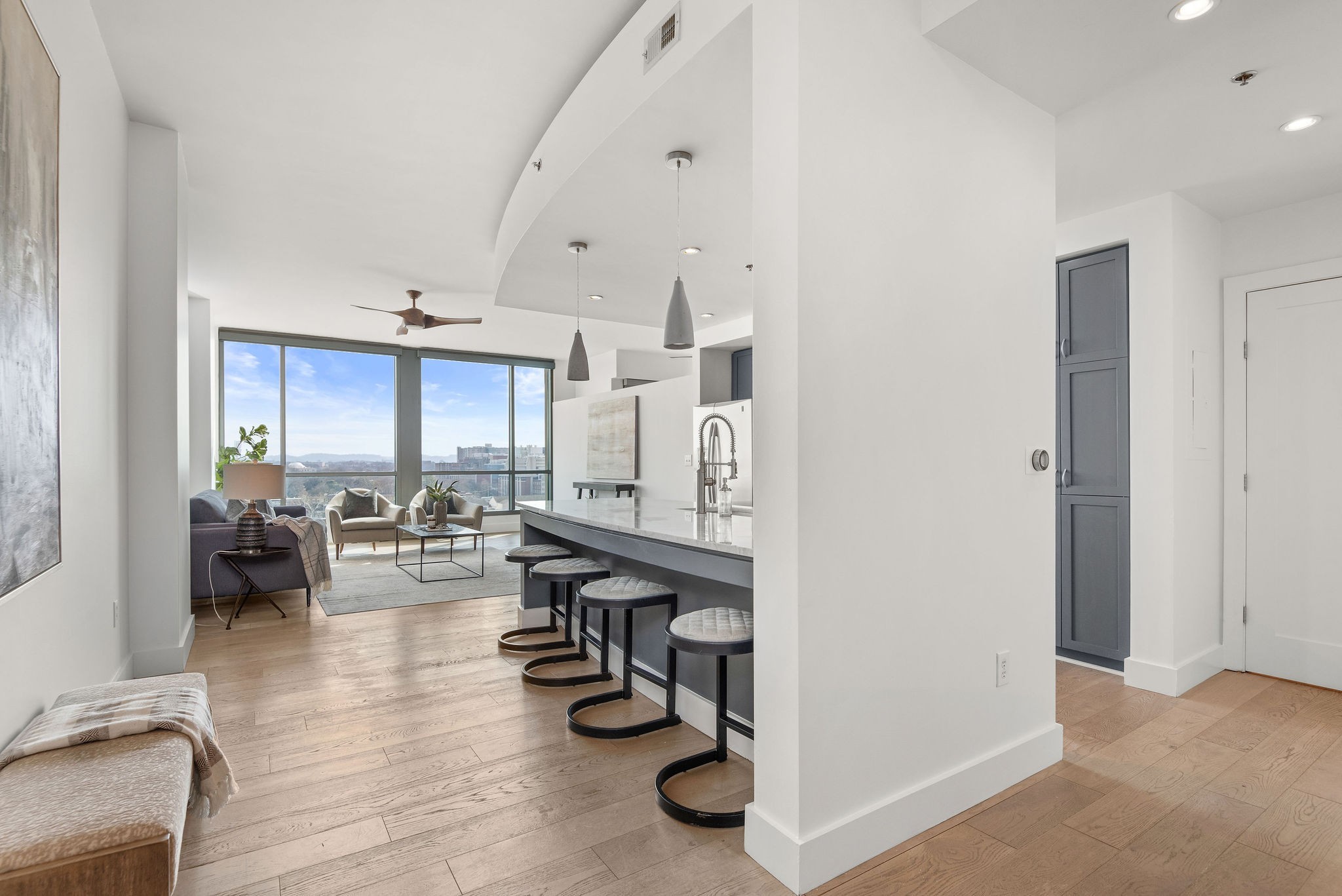 900 20th Ave, S Unit: 1406