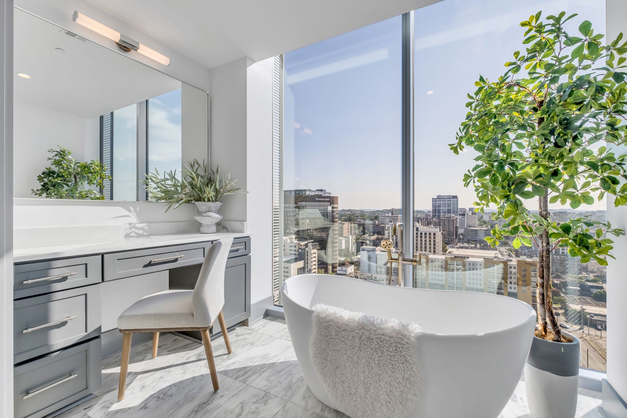 1616 West End Ave Unit: 1601