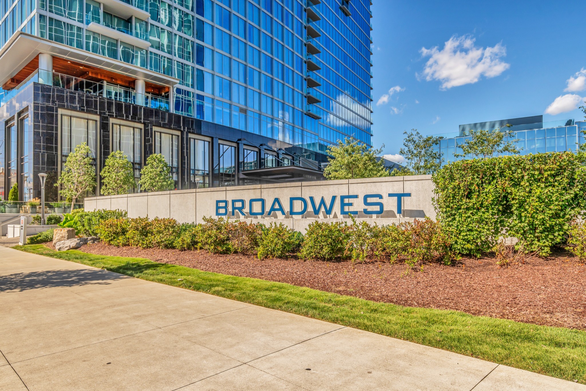 1616 West End Ave Unit: 1601