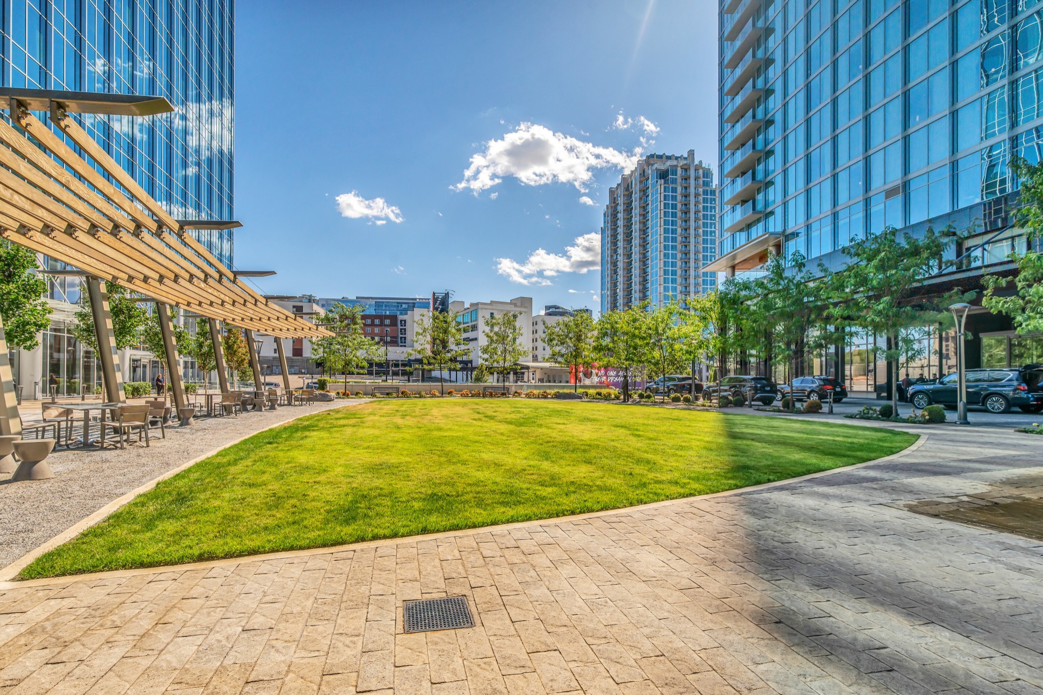 1616 West End Ave Unit: 1601