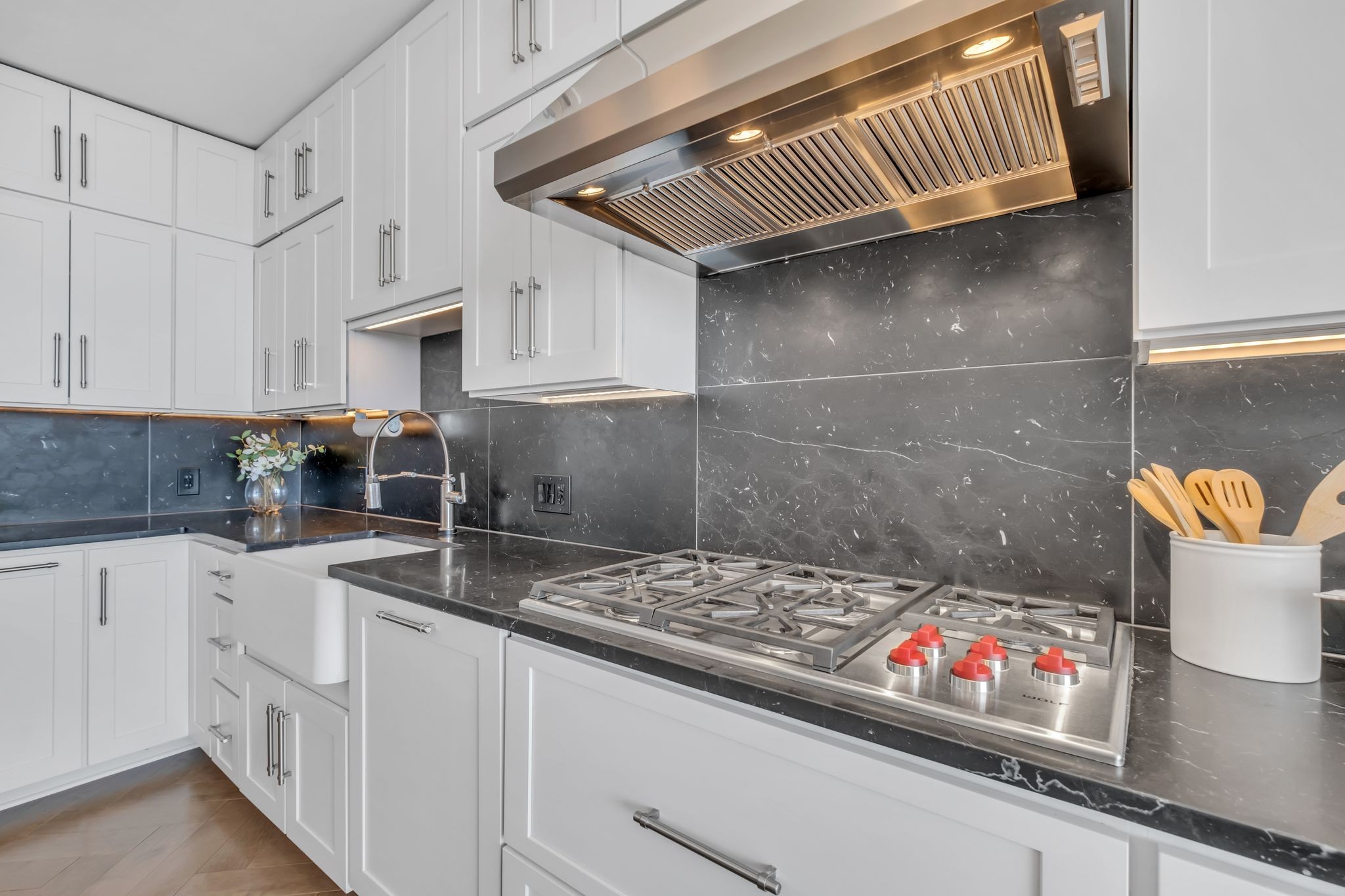 1616 West End Ave Unit: 1601