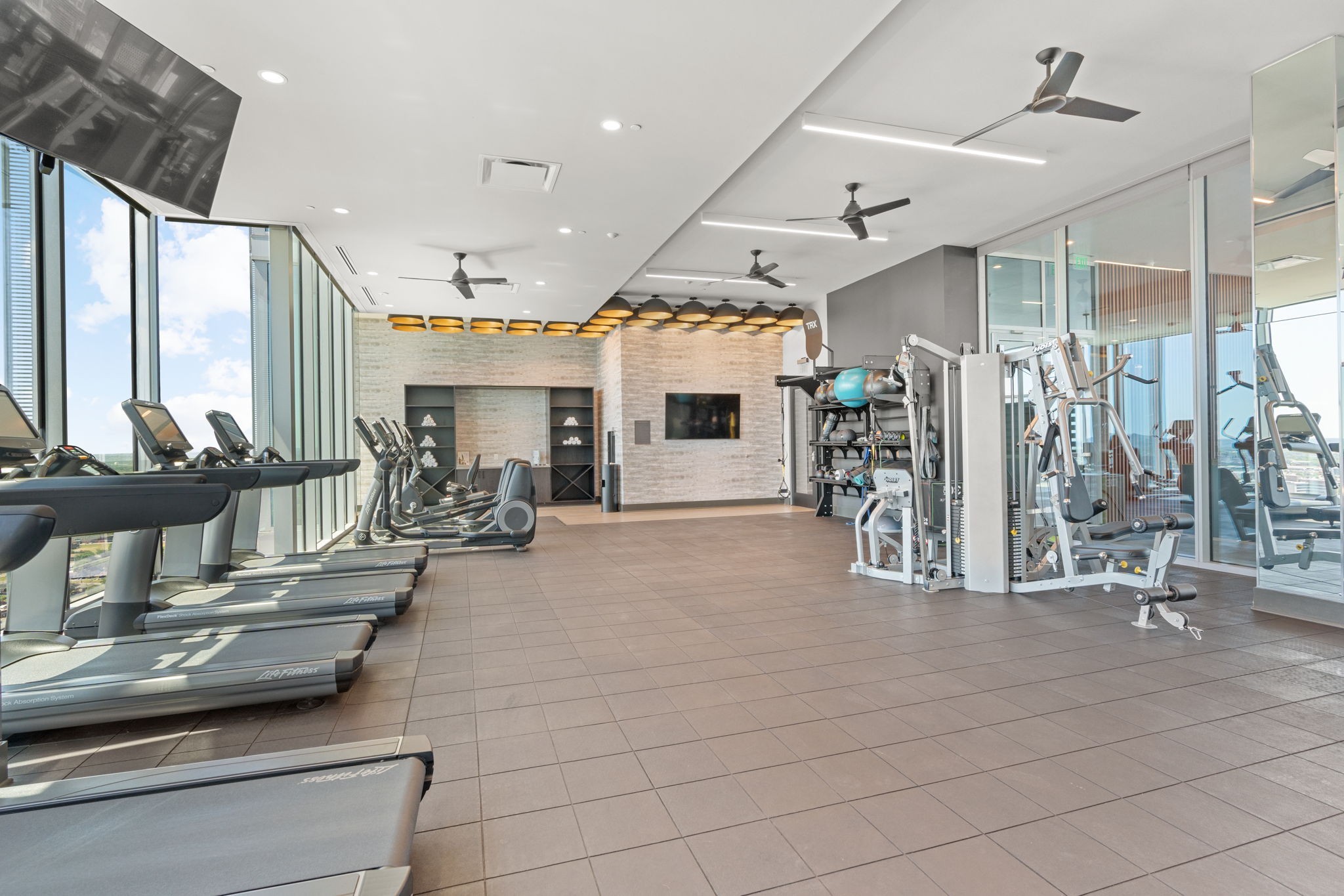1616 West End Ave Unit: 1601