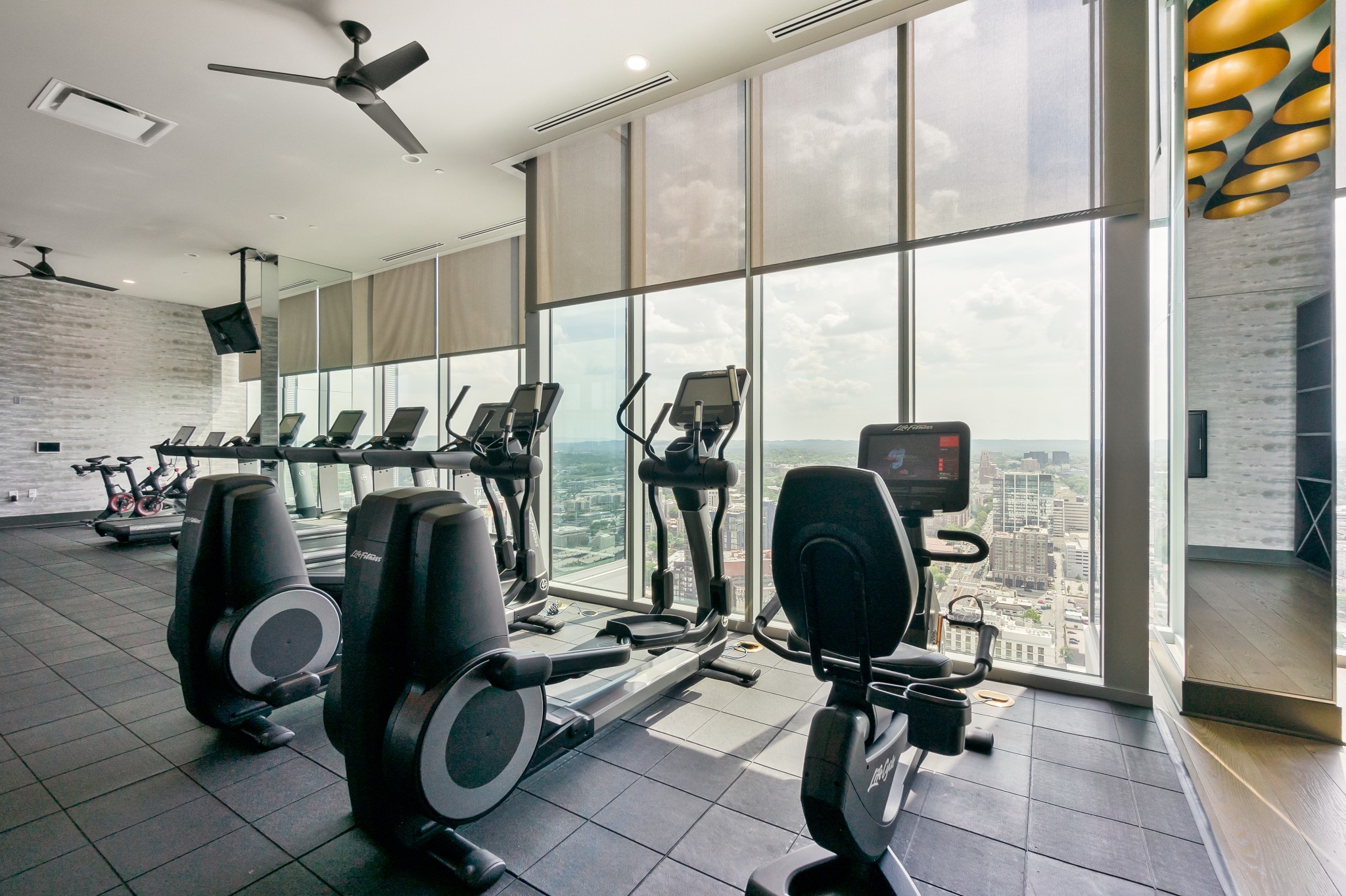 1616 West End Ave Unit: 3007