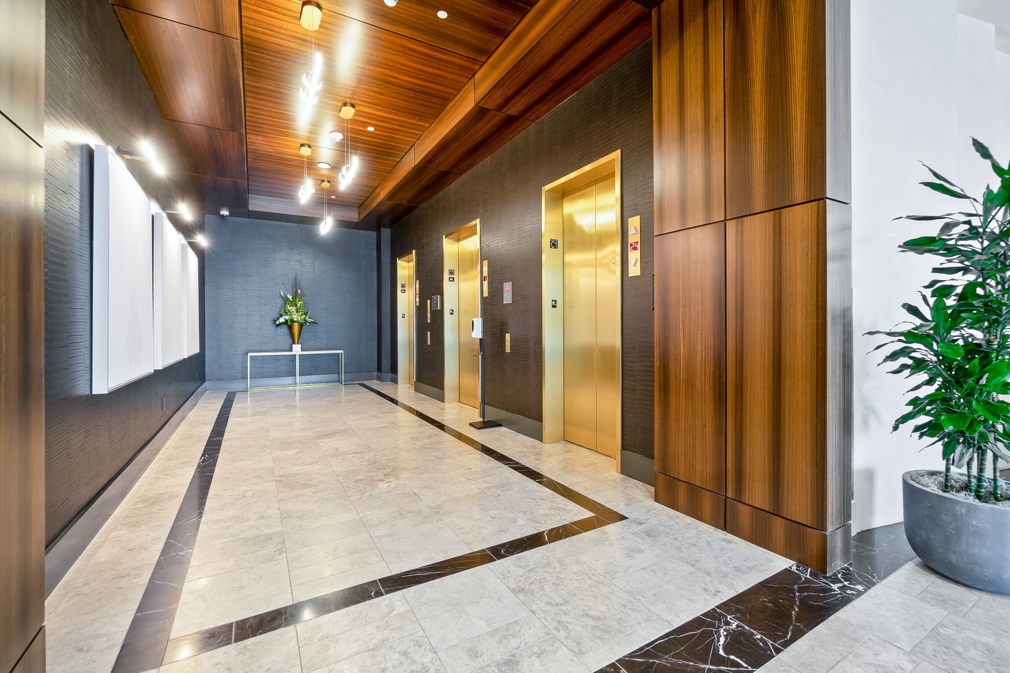 1616 West End Ave Unit: 3007