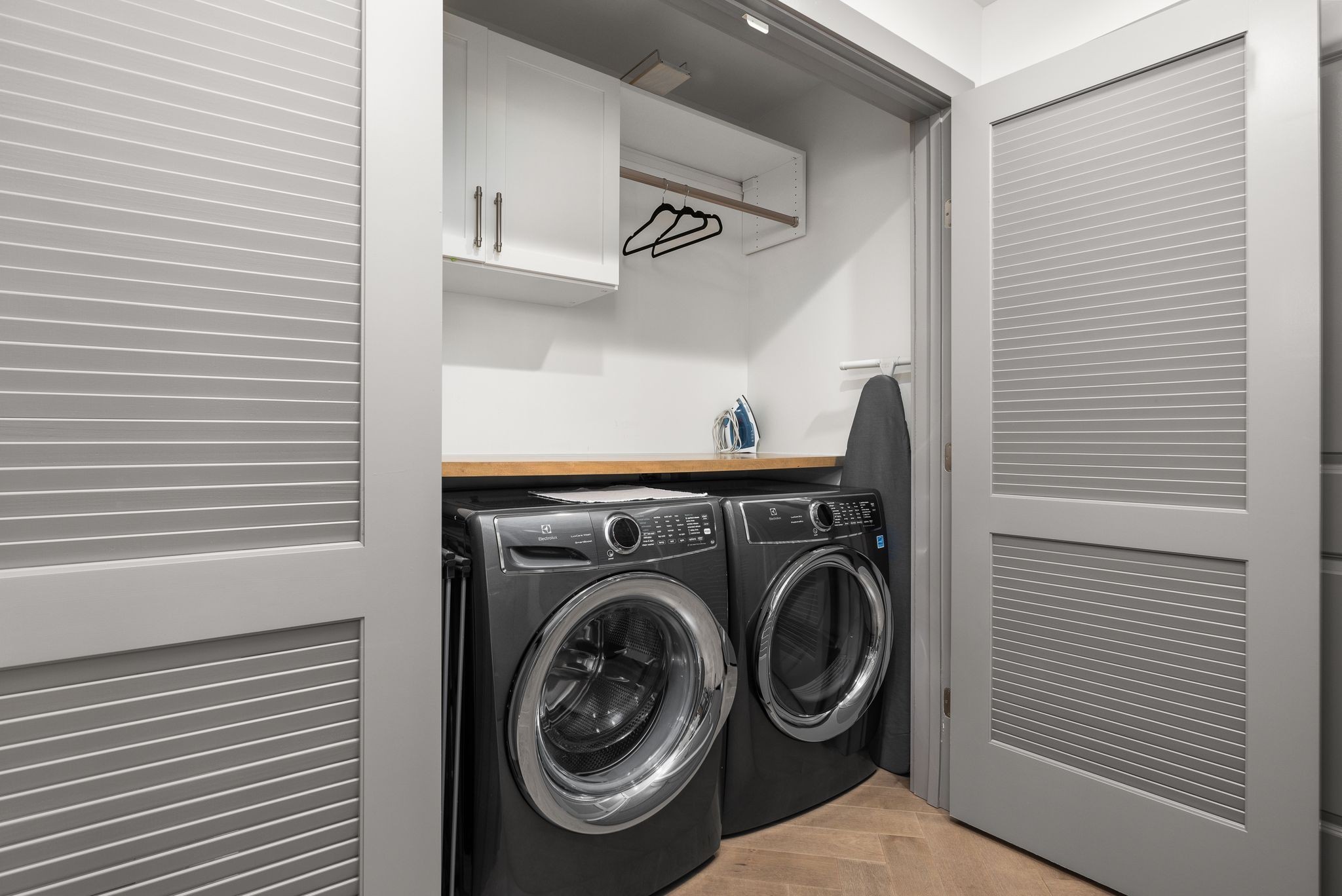 1616 West End Ave Unit: 2406