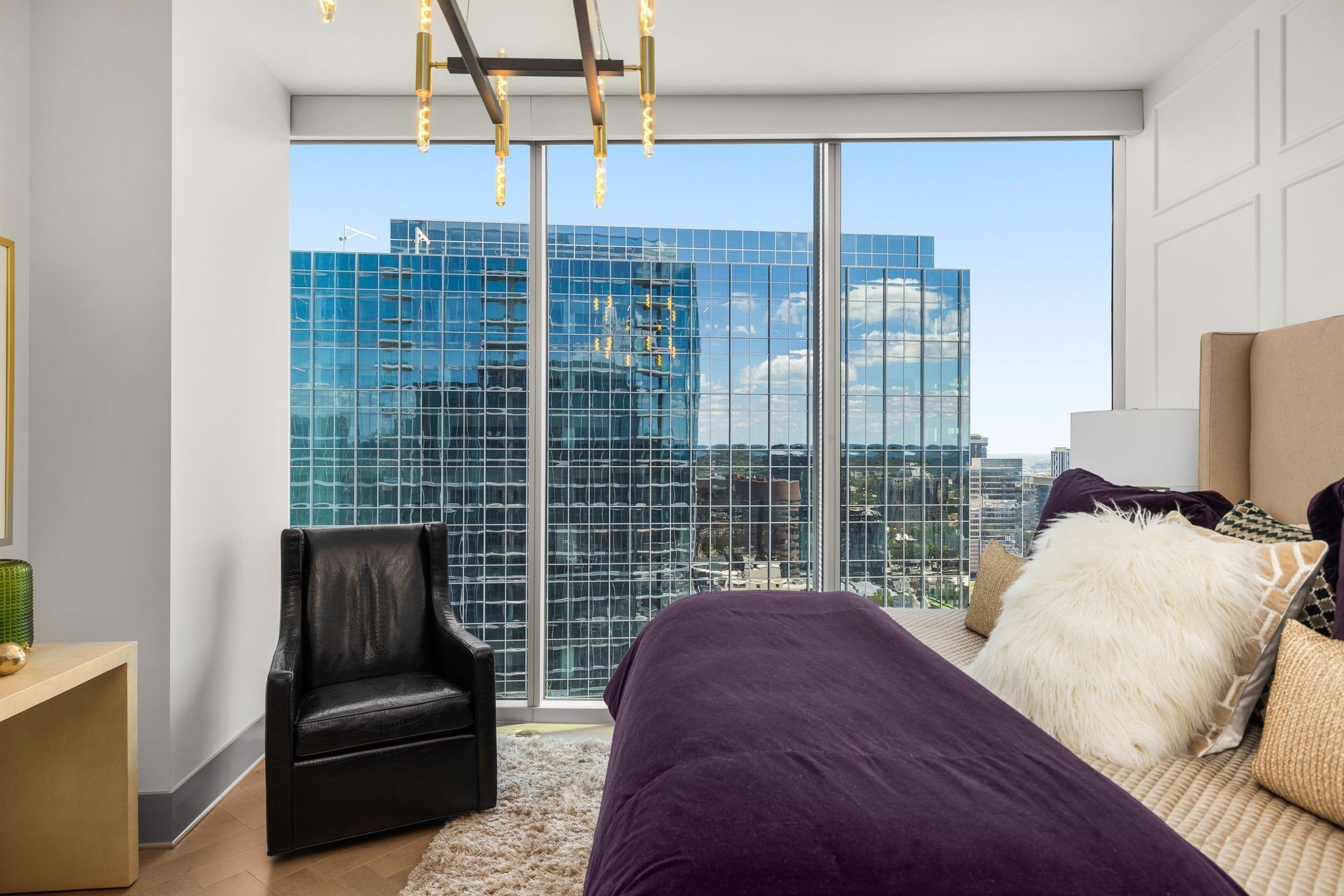 1616 West End Ave Unit: 2406