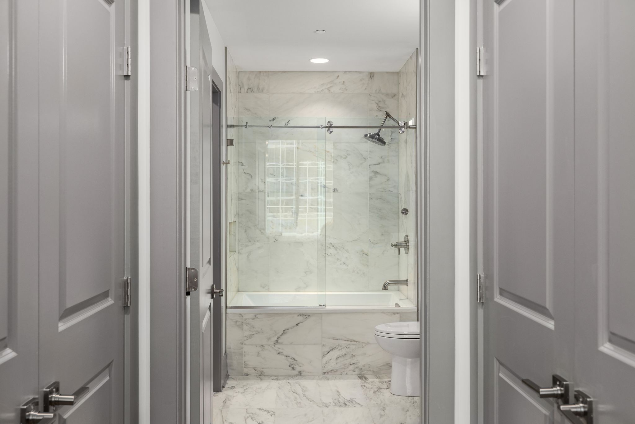 1616 West End Ave Unit: 2406
