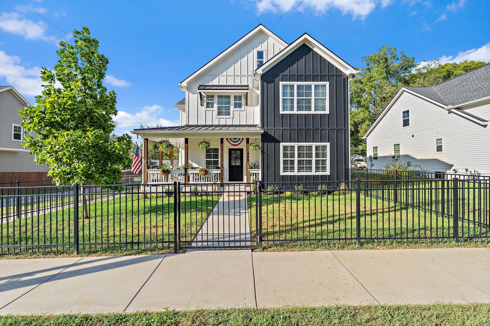 98B Rose St