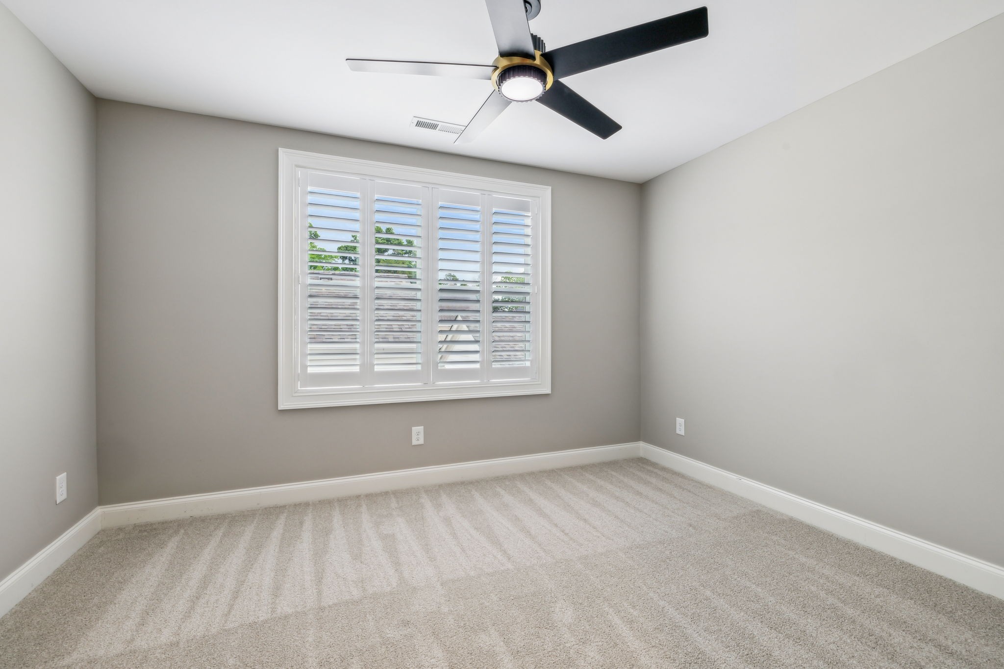 479 Courfield Dr