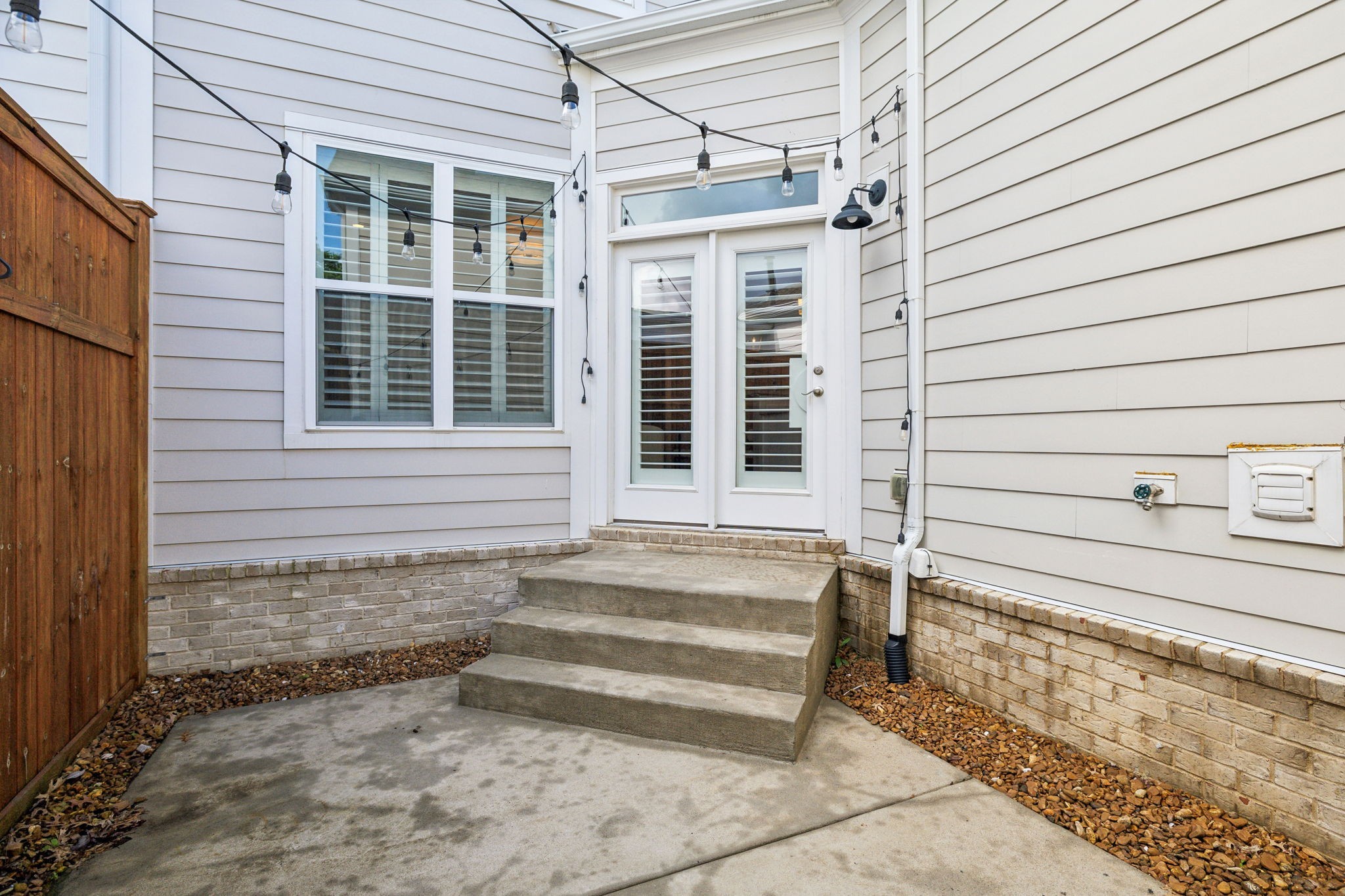 479 Courfield Dr