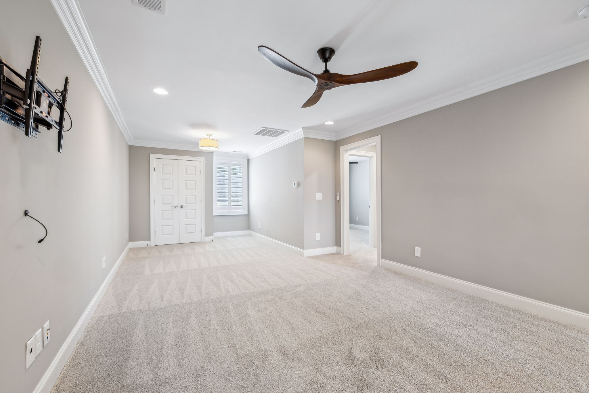479 Courfield Dr