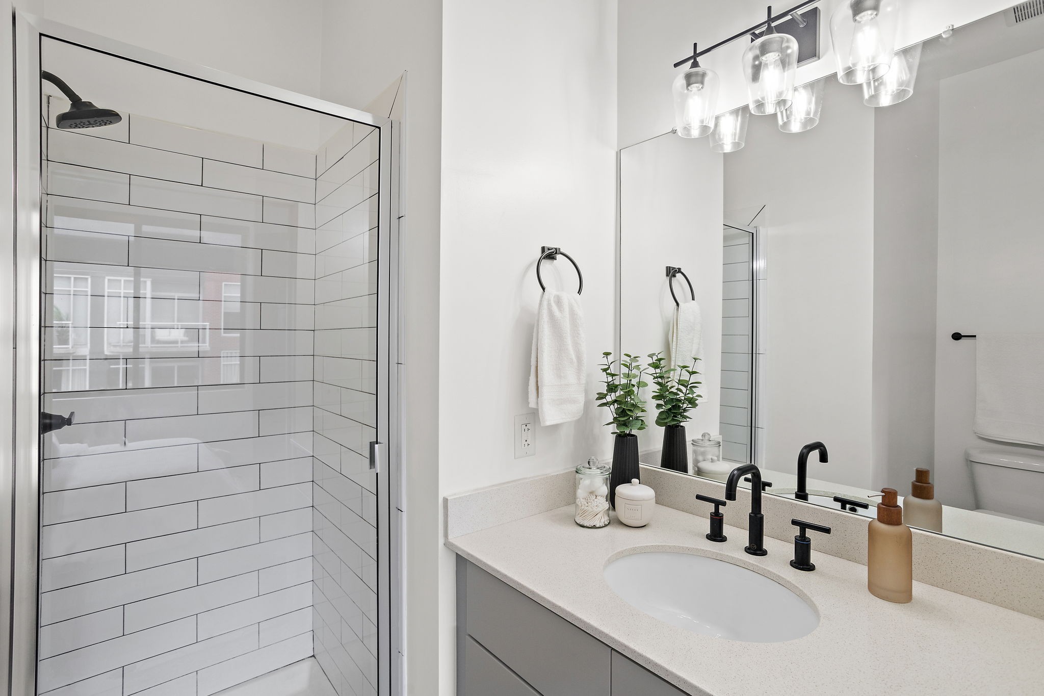 1002 Division Street Unit: 403
