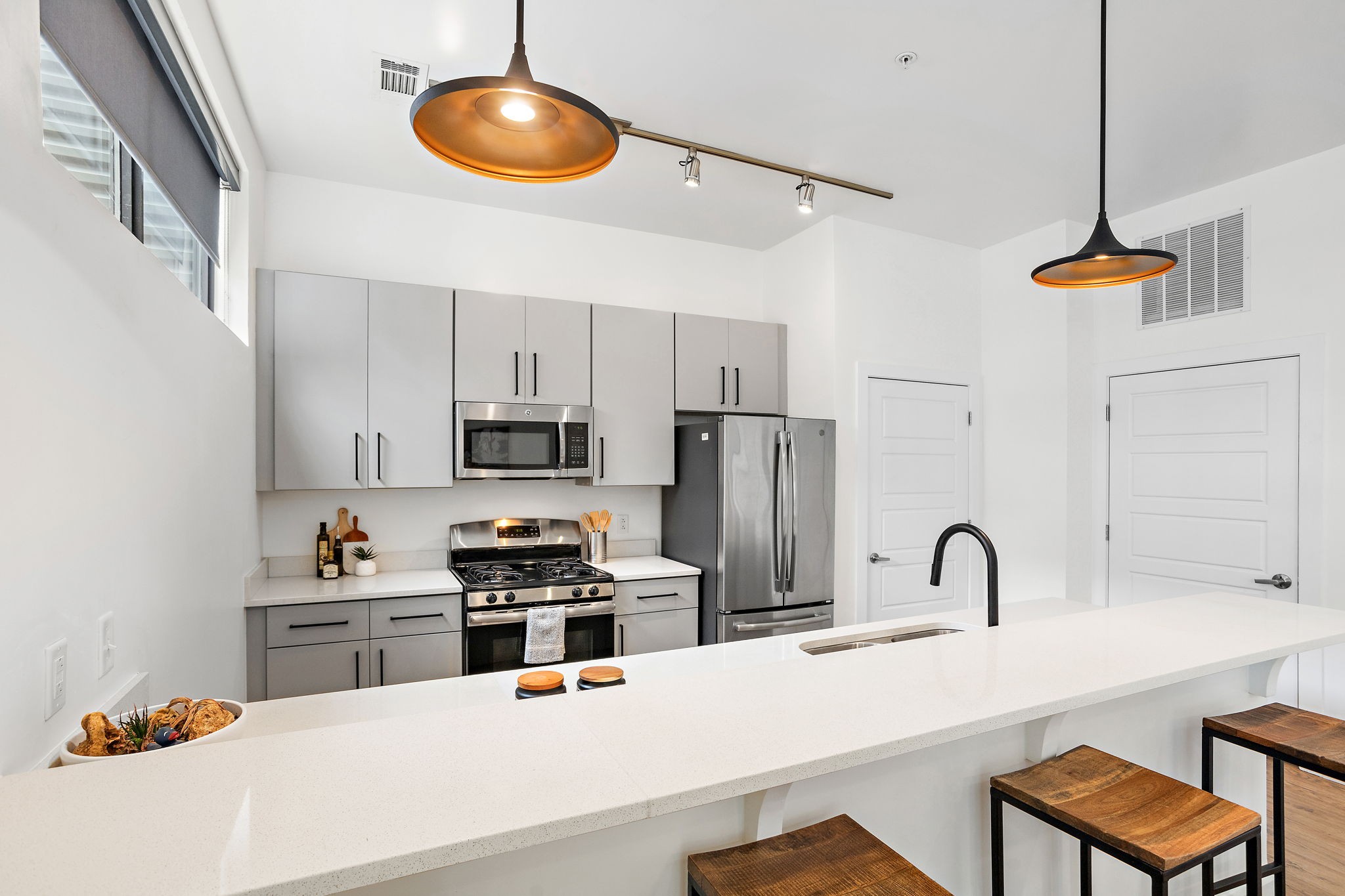 1002 Division Street Unit: 403