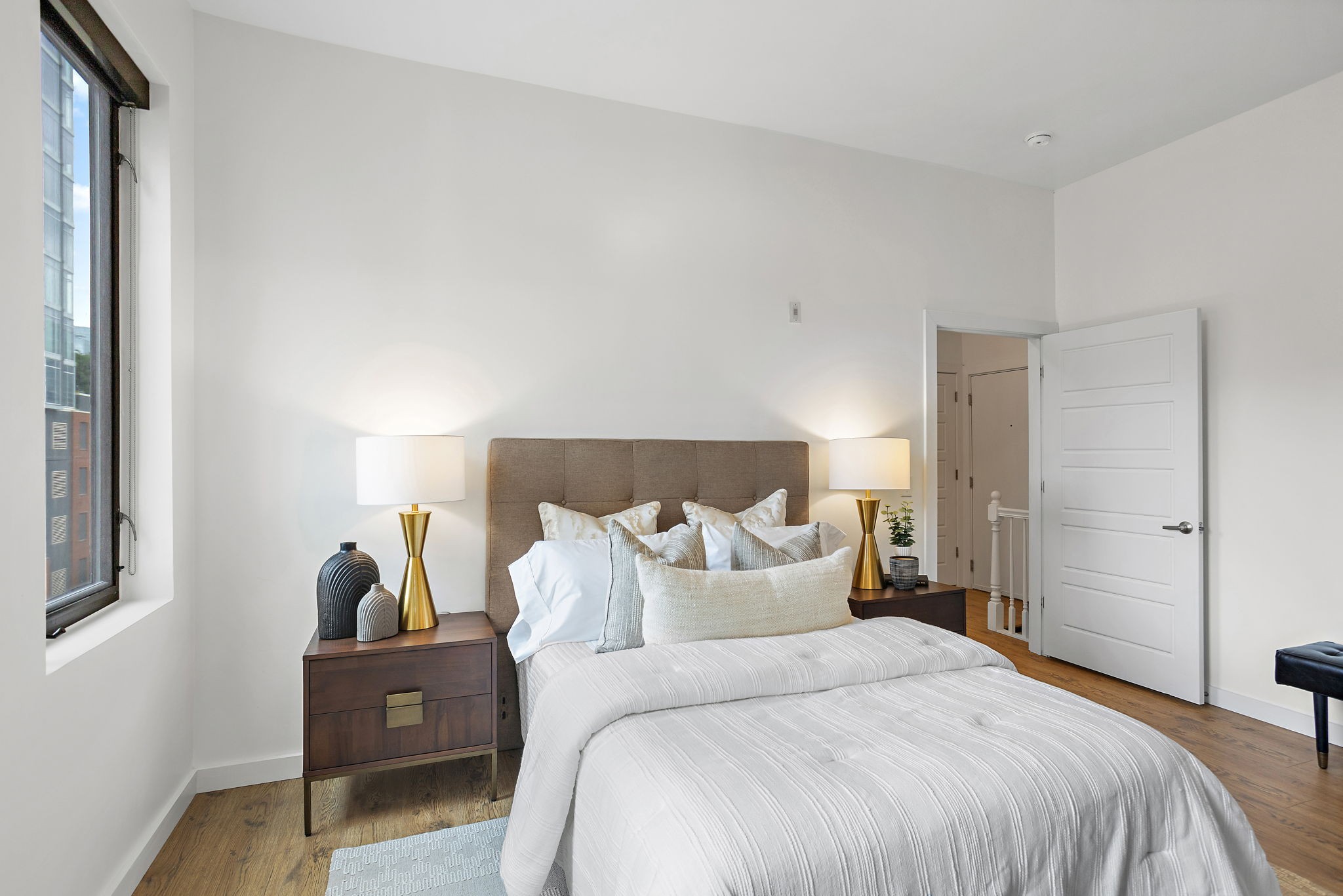 1002 Division Street Unit: 403