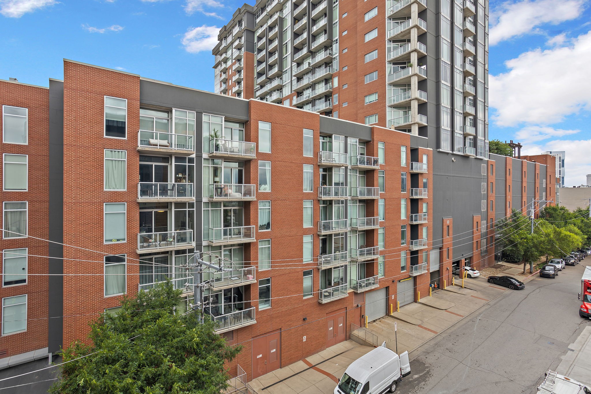 1002 Division Street Unit: 403