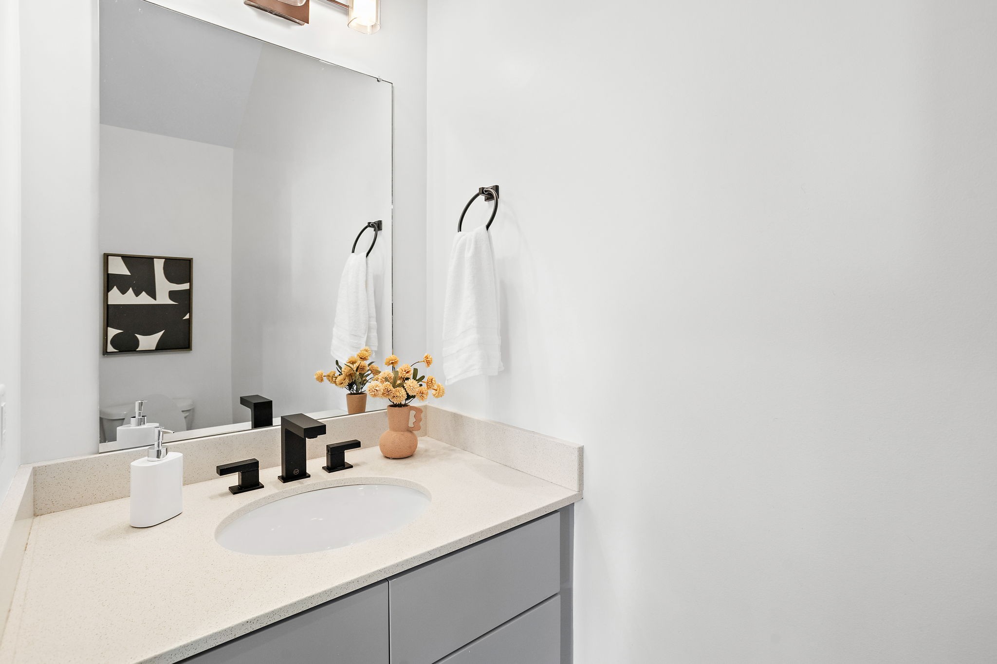 1002 Division Street Unit: 403