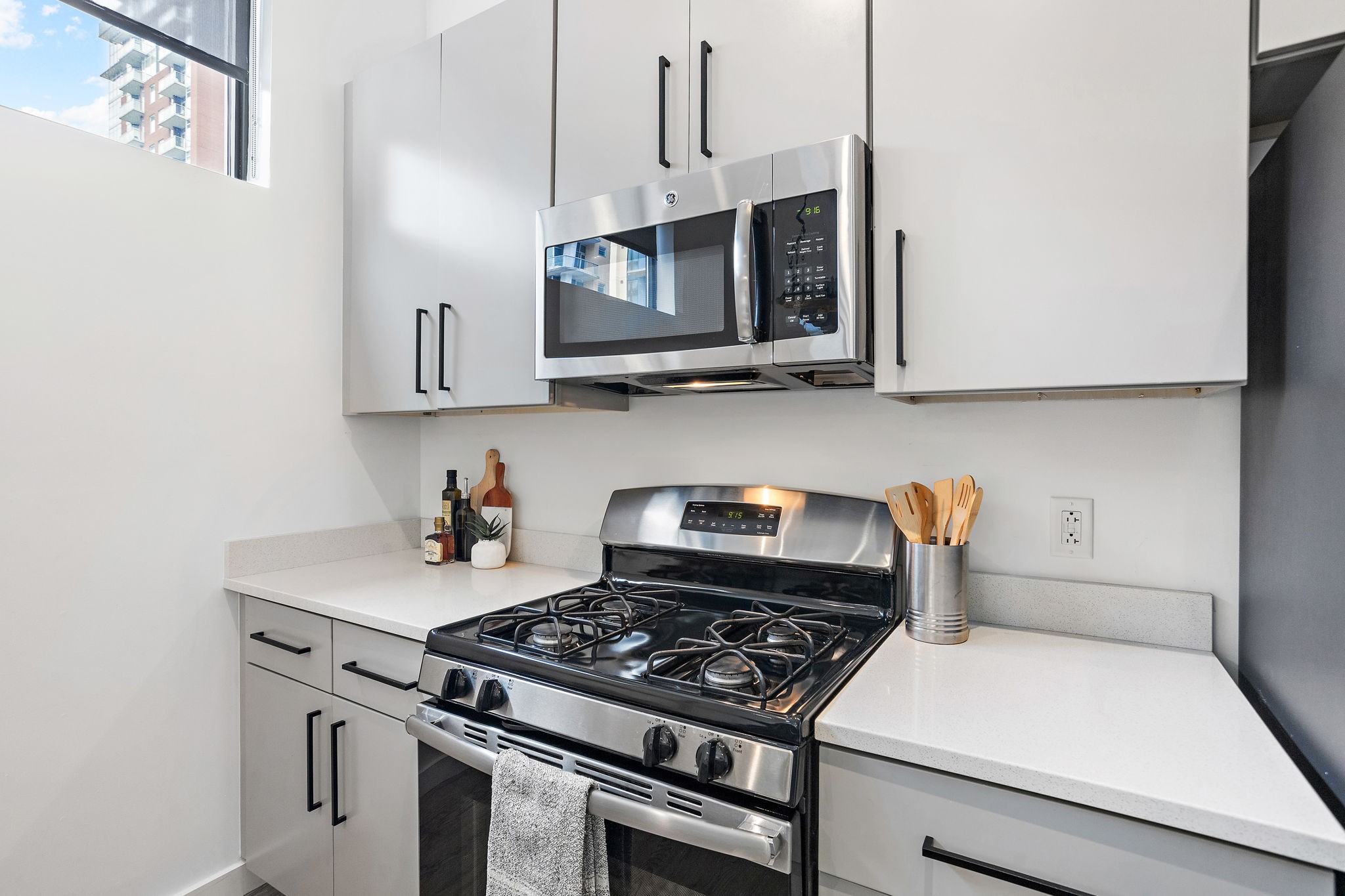 1002 Division Street Unit: 403