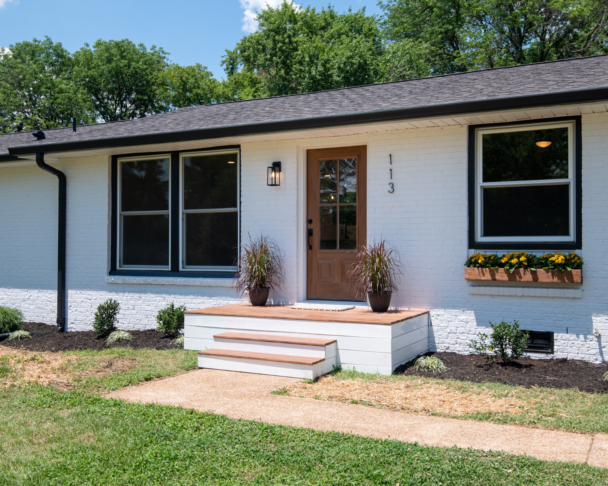 113 Melanie Dr
