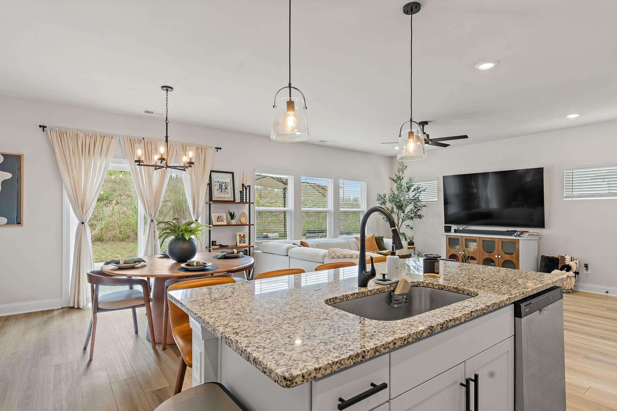 4440 Skyridge Dr