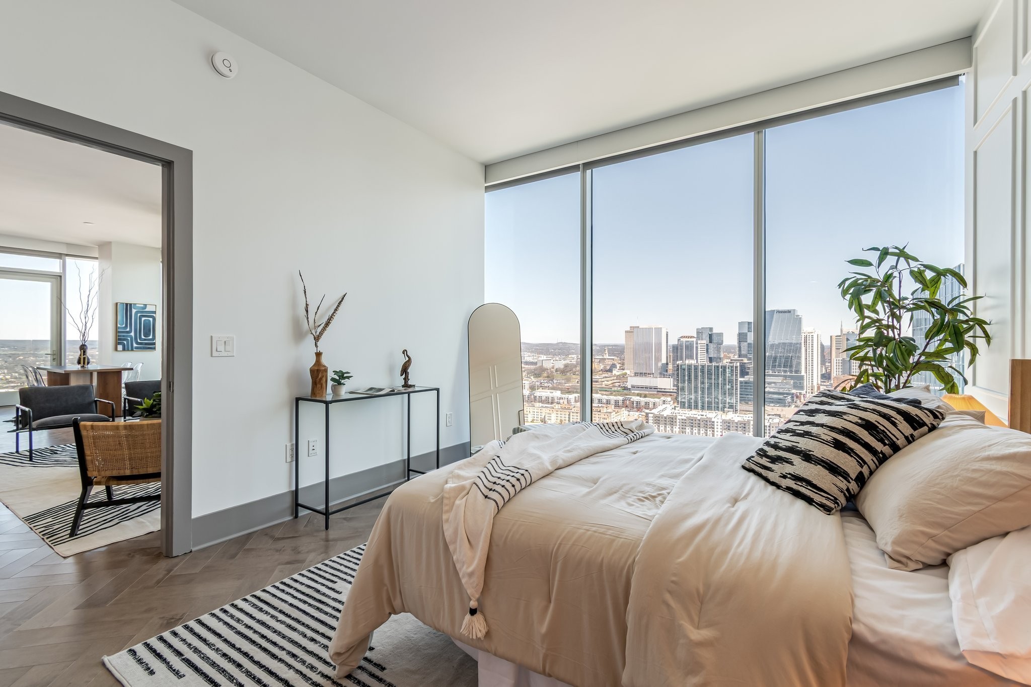 1616 West End Ave Unit: 2602