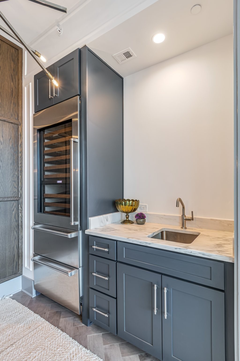 1616 West End Ave Unit: 2602