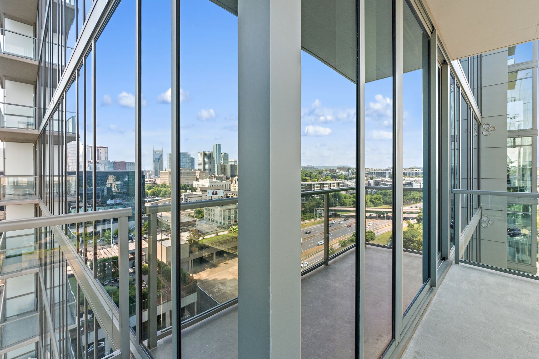 1212 Laurel St Unit: 1215