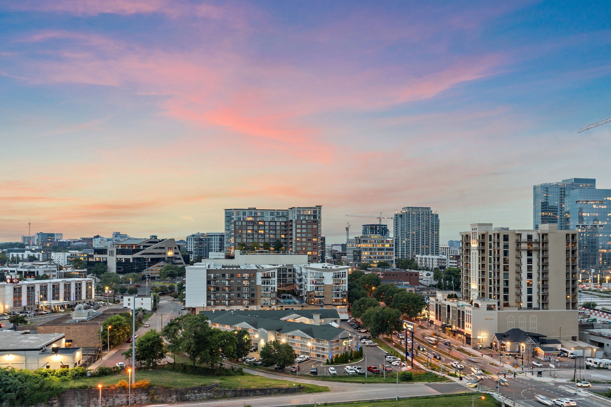 1212 Laurel St Unit: 1215