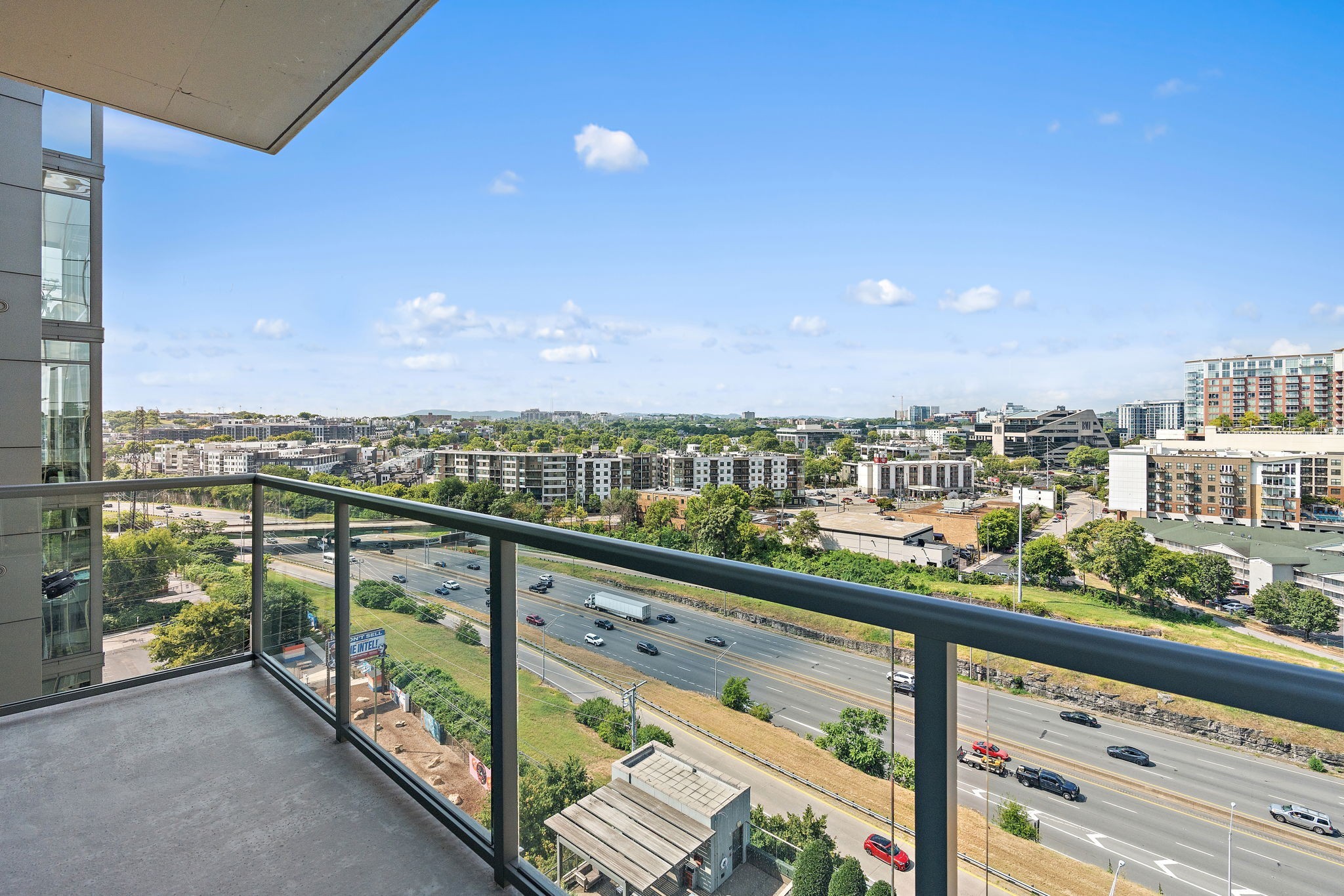 1212 Laurel St Unit: 1215