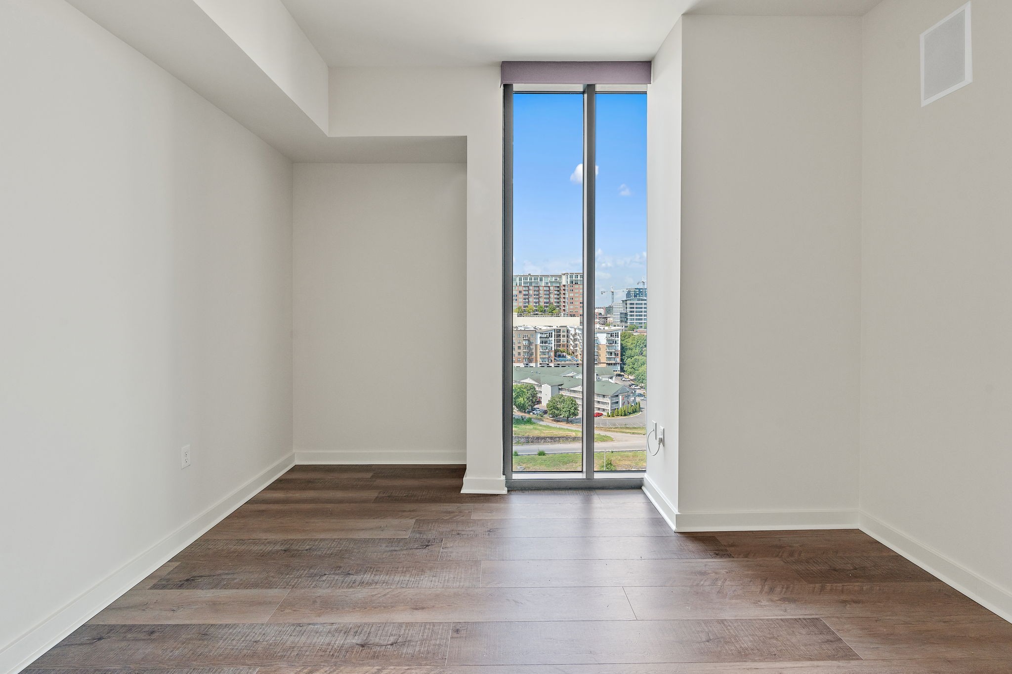 1212 Laurel St Unit: 1215