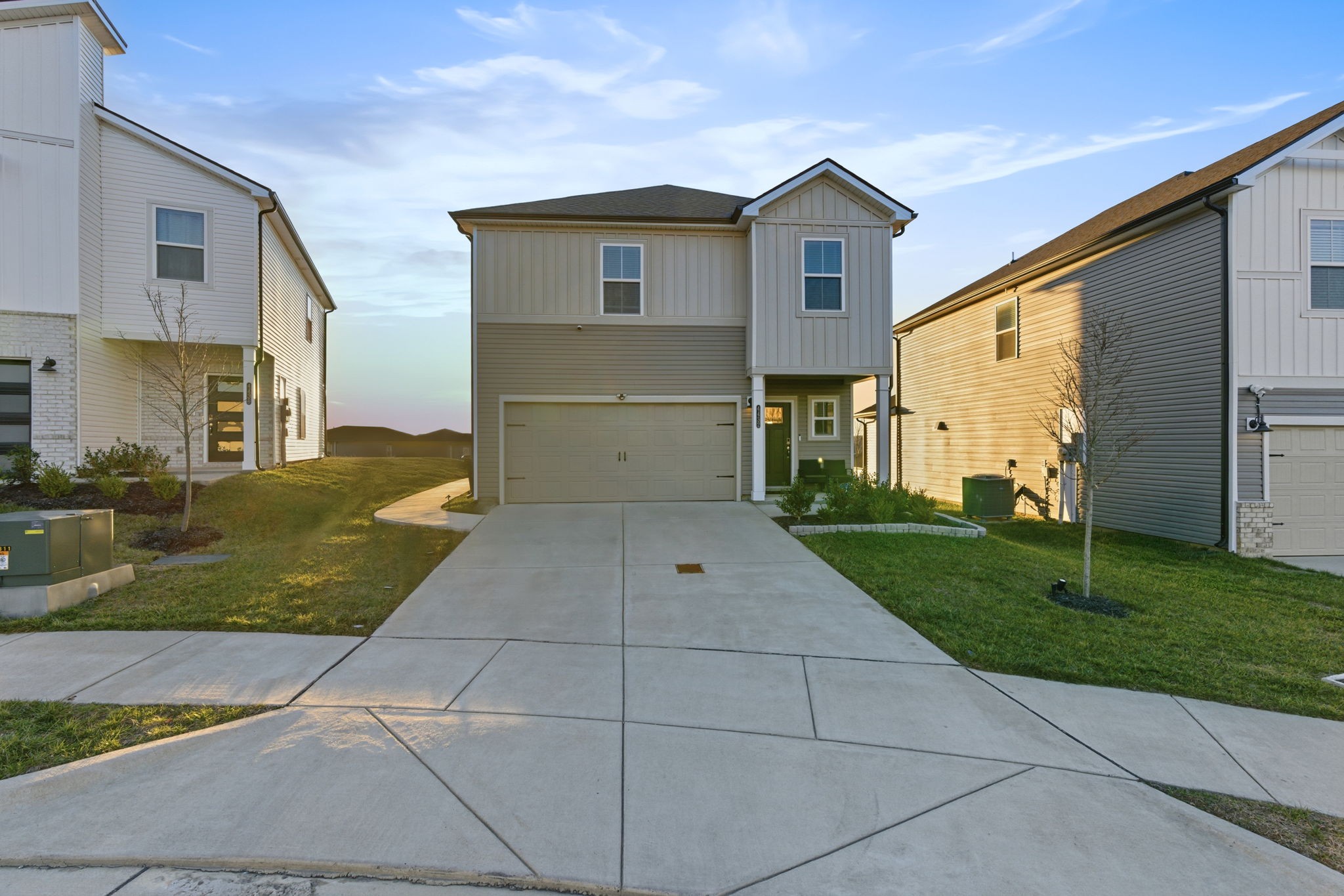 4432 Skyridge Dr