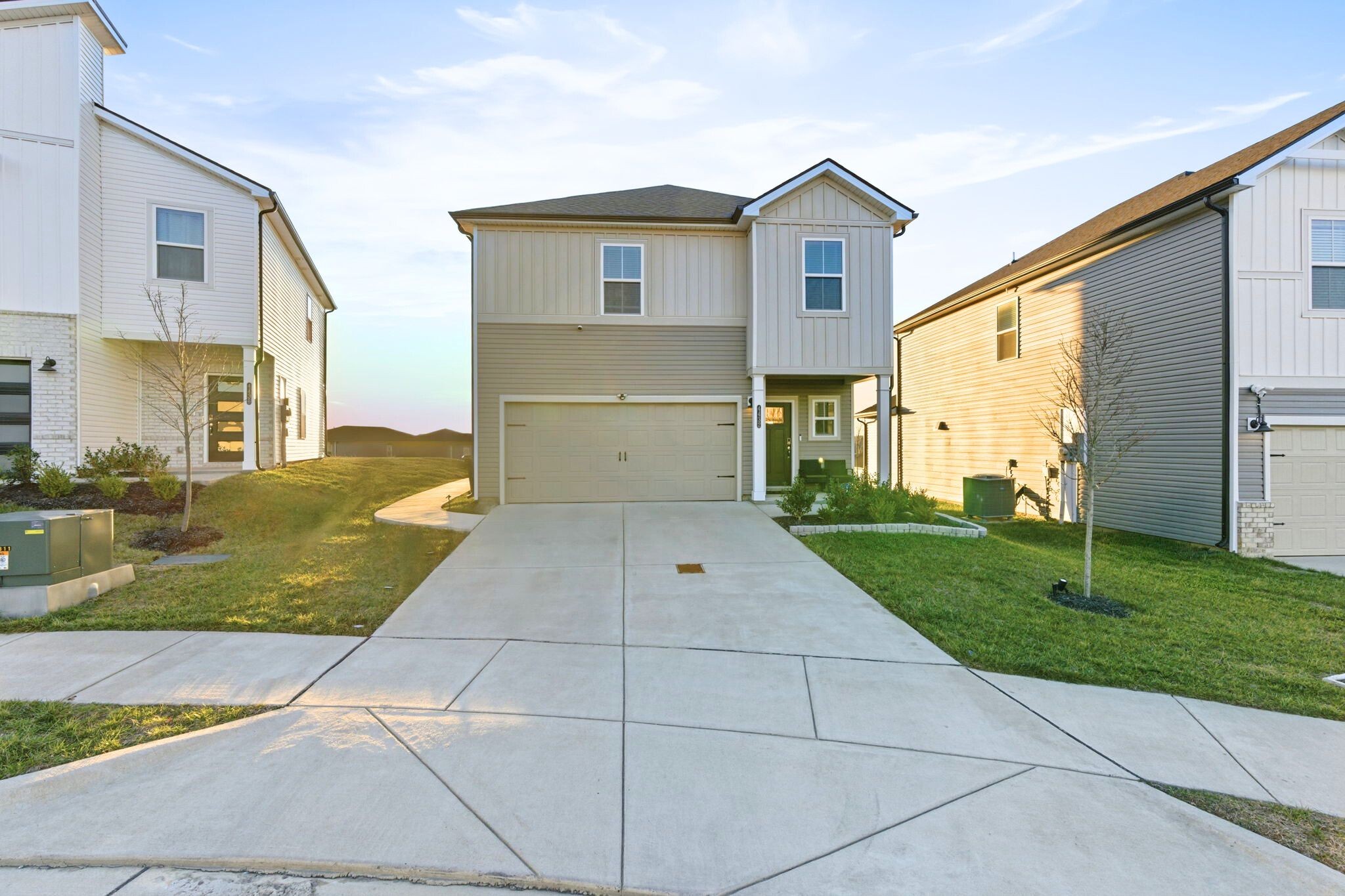 4432 Skyridge Dr