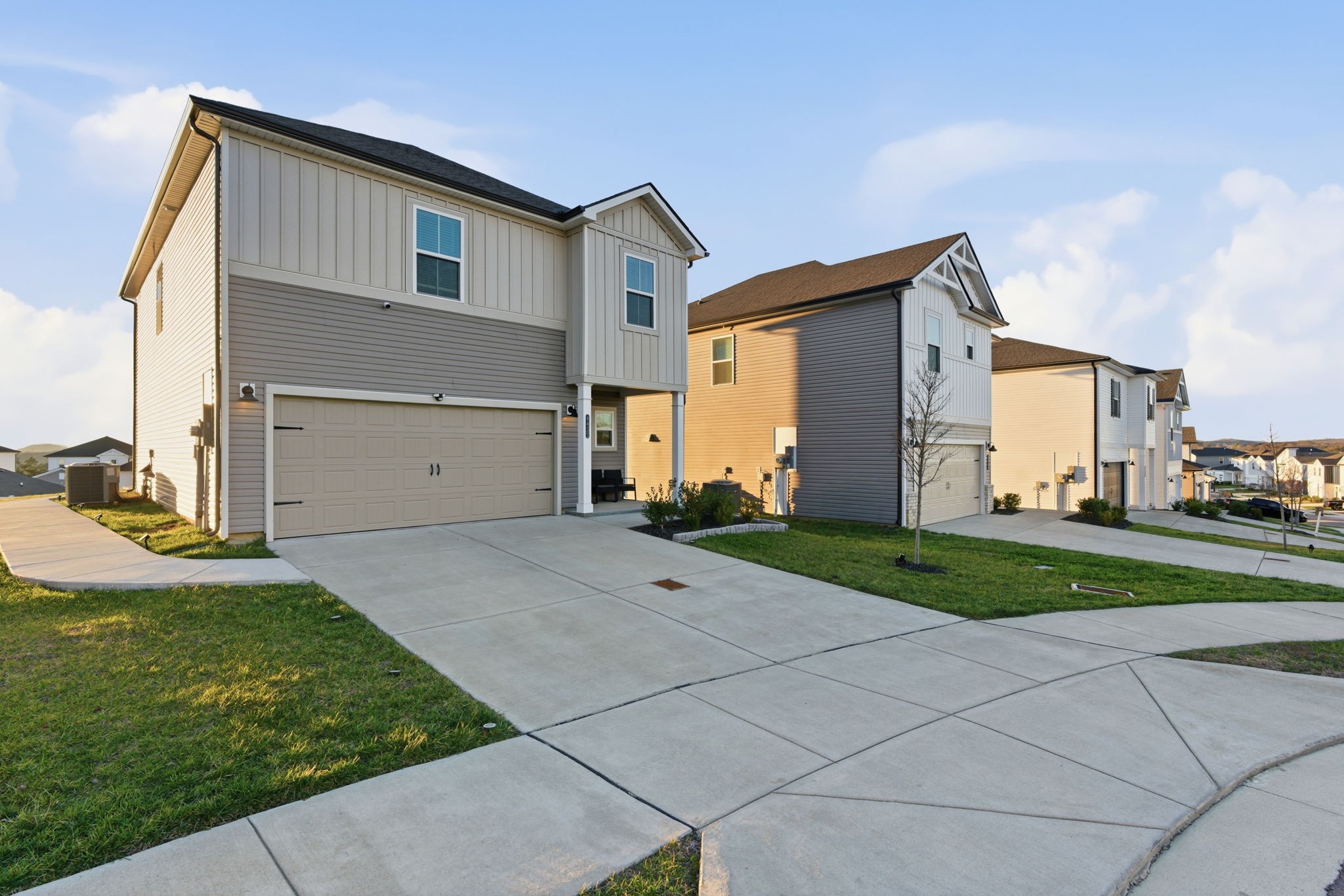 4432 Skyridge Dr