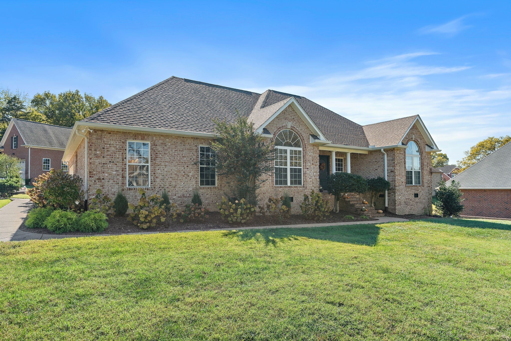 262 Bayhill Dr