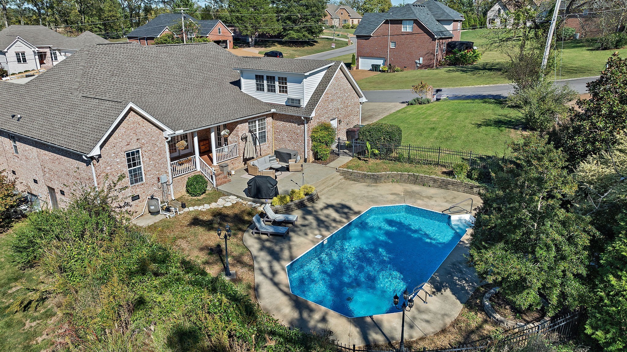 262 Bayhill Dr