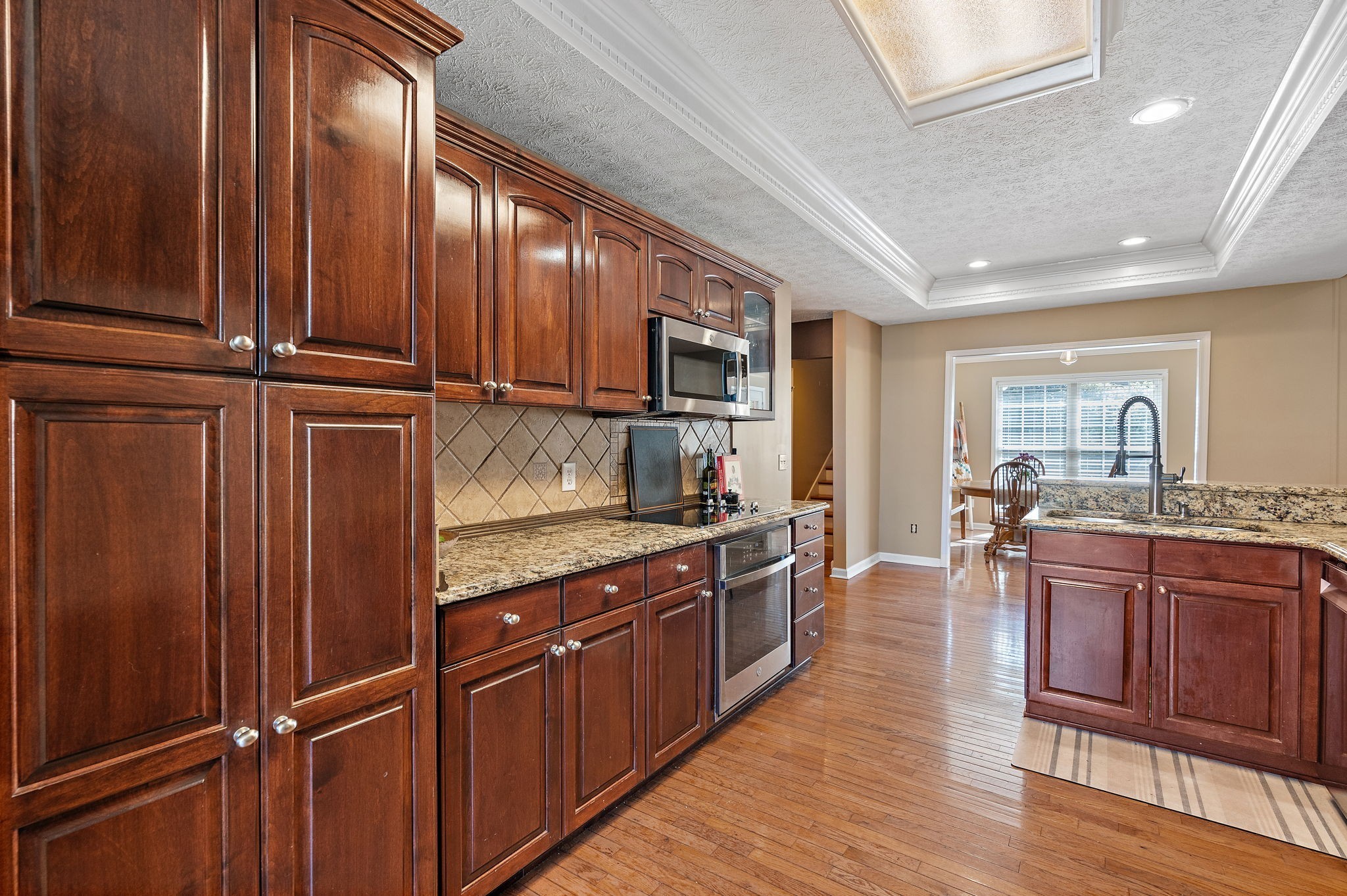 262 Bayhill Dr