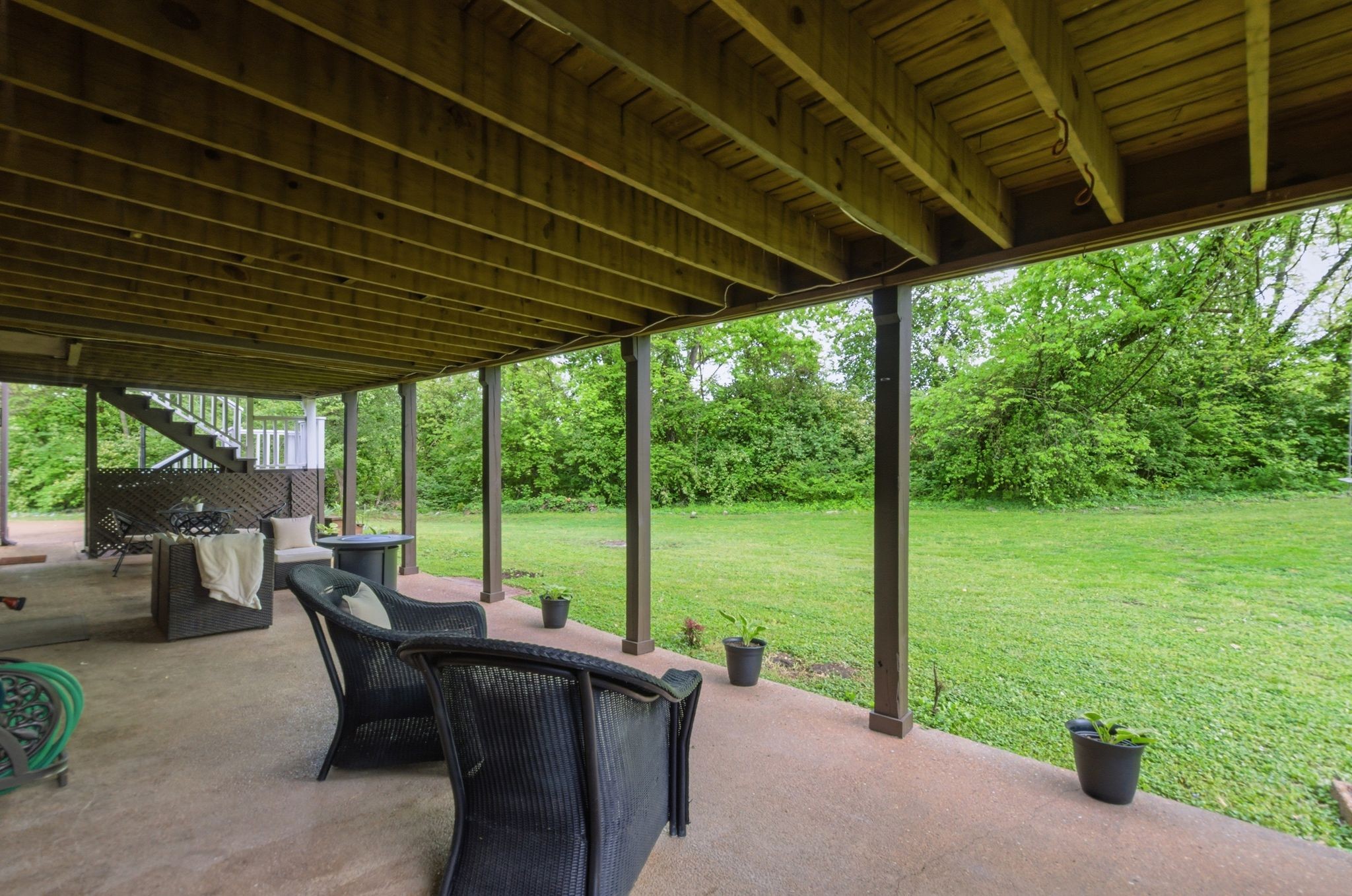 1601 Ash Grove Ct