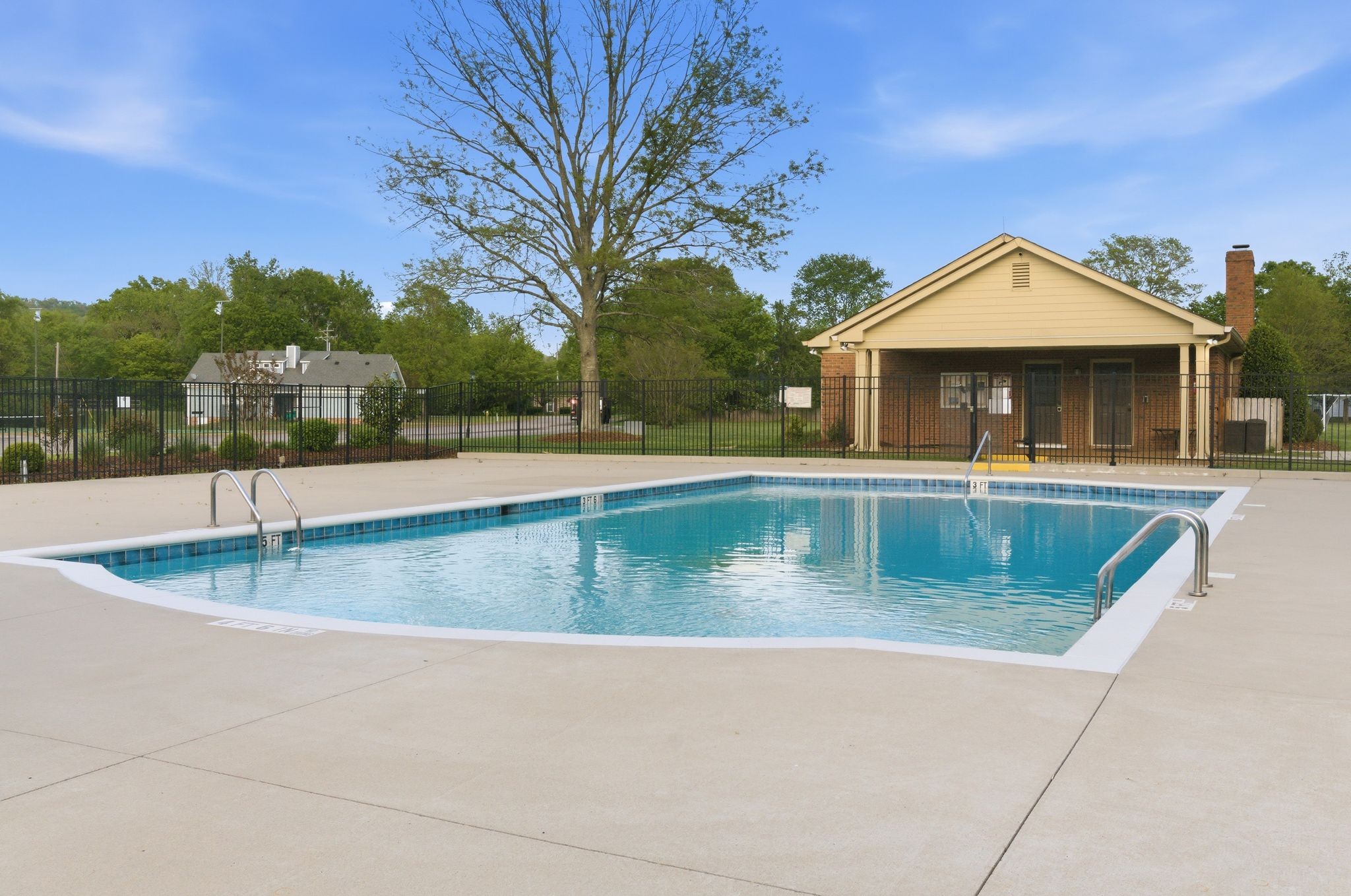 1601 Ash Grove Ct