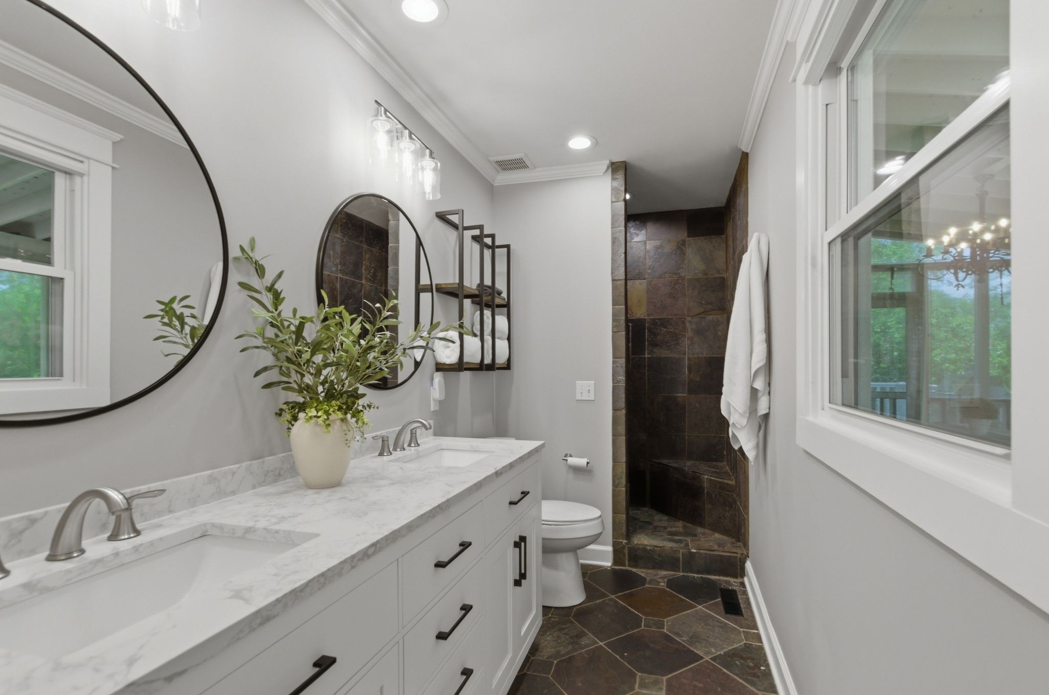 1601 Ash Grove Ct