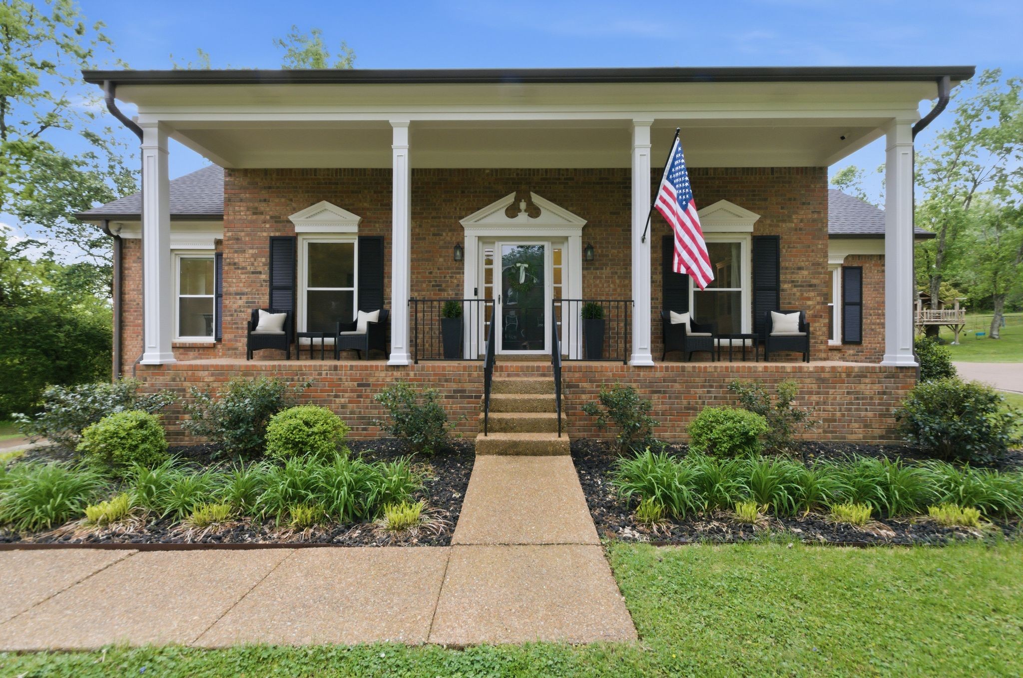 1601 Ash Grove Ct