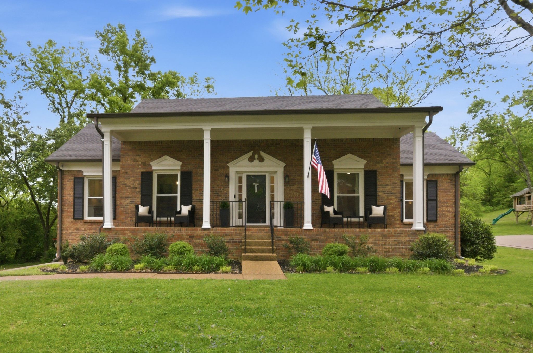 1601 Ash Grove Ct