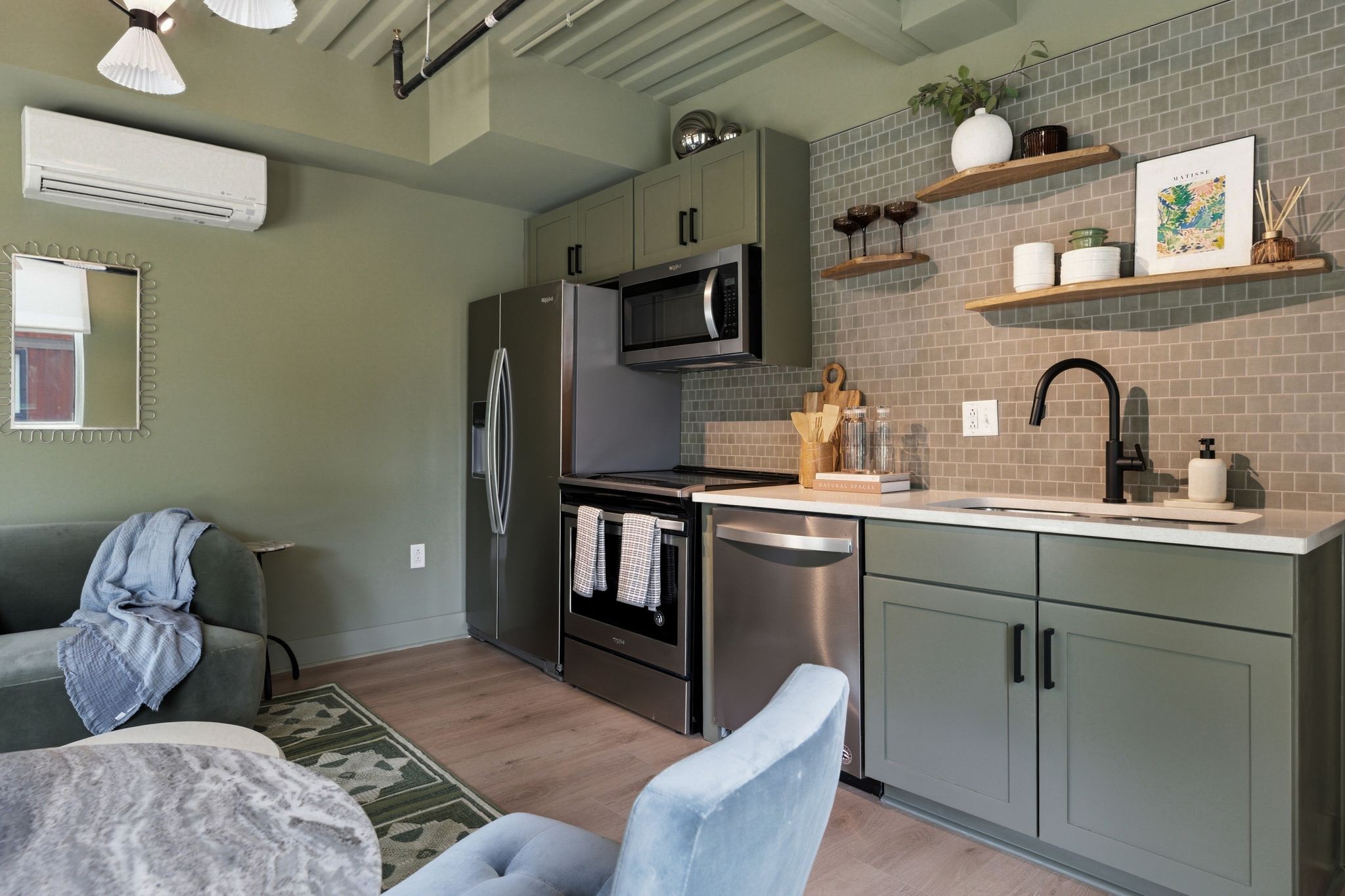 2126 Byrum Ave Unit: 2138