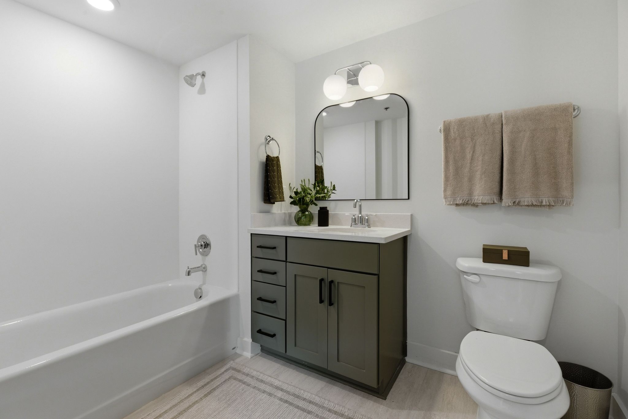 2126 Byrum Ave Unit: 2138